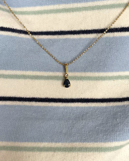 0.30 Carat Sapphire &amp; Diamond Pendant "Ana"