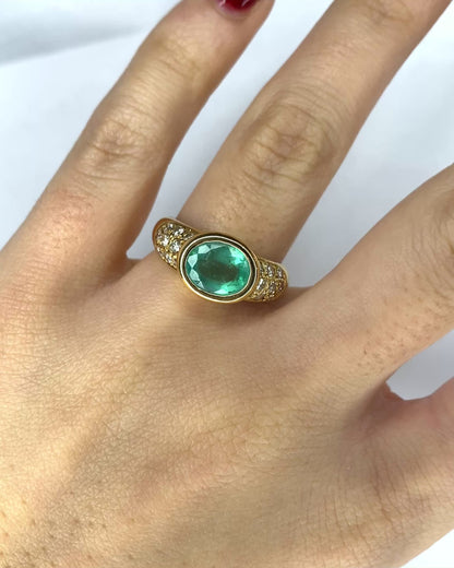Bague Vintage Jonc Emeraude 1.78 Carat &amp; 18 Diamants &quot;Carolina&quot;