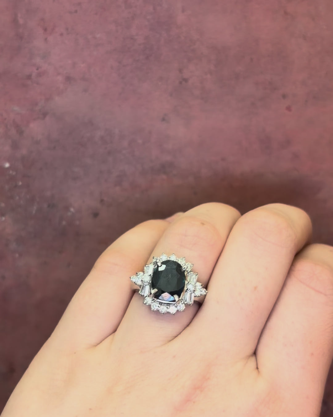 Bague Marguerite Saphir Teal 4.19 carats &amp; Diamants 0.80 carat 8.68g  "Noémie"