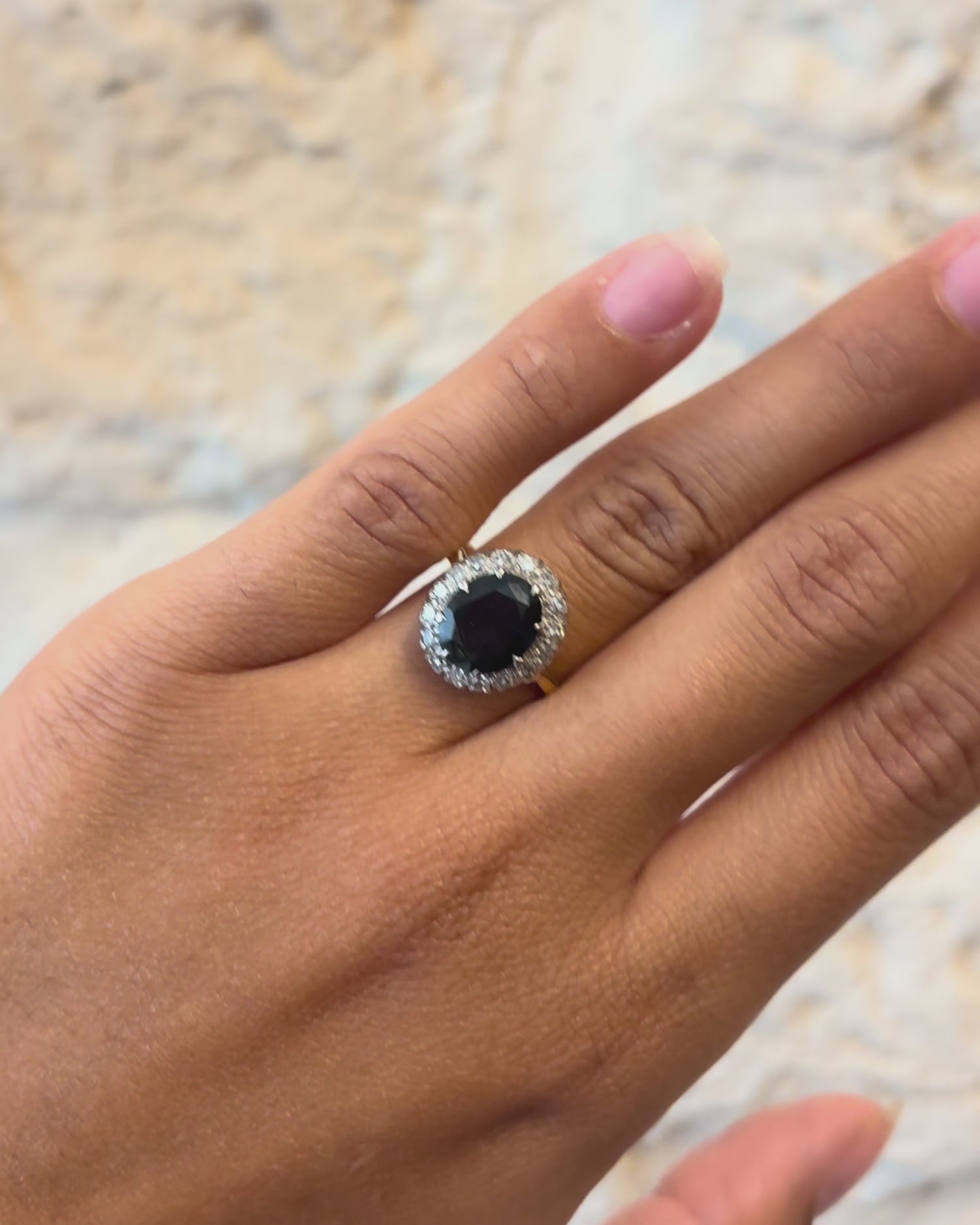 Bague Marguerite Saphir 3.20 carats &amp; Diamants &quot;Maia&quot;