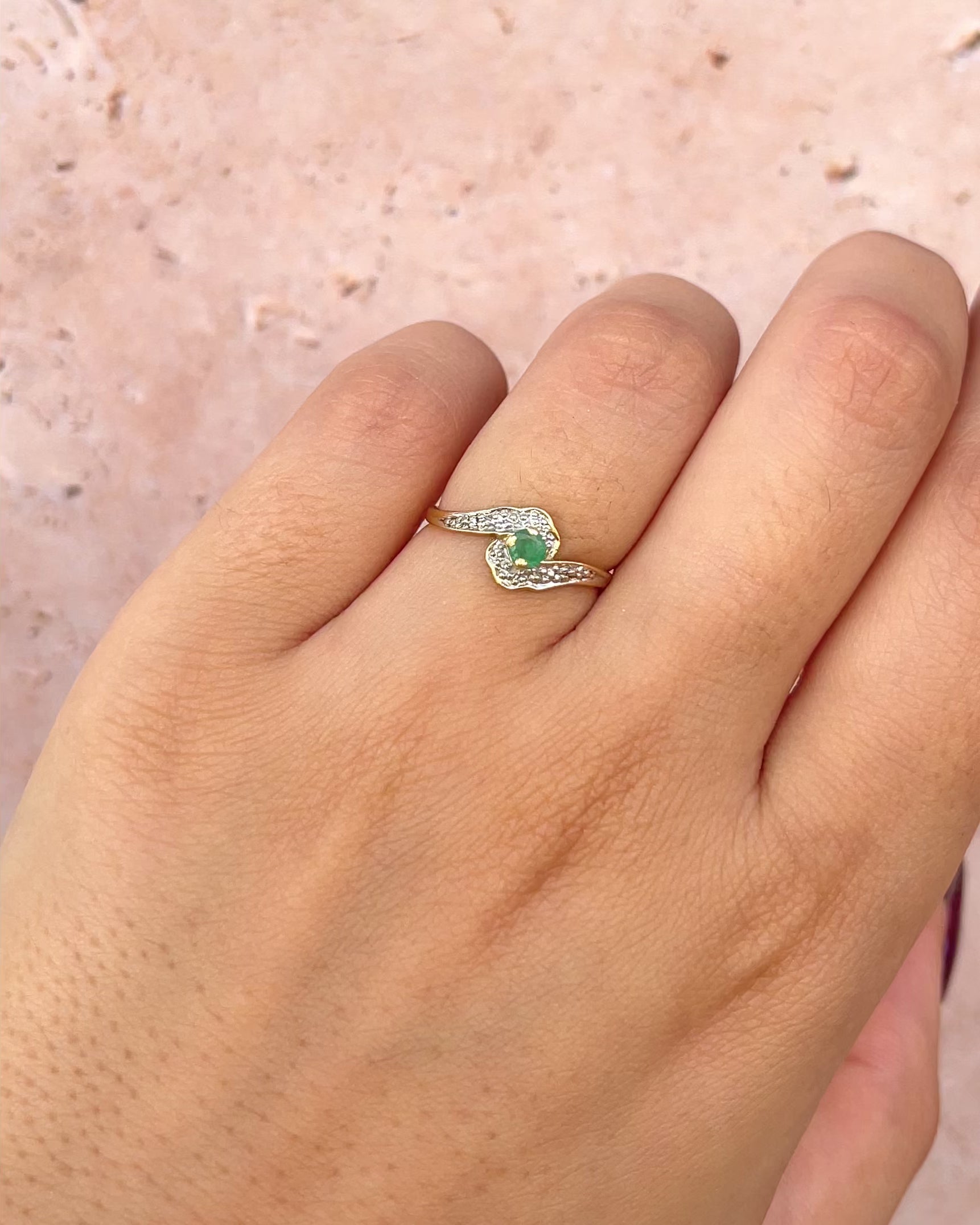 Anillo Tourbillon Esmeralda "Iseult"