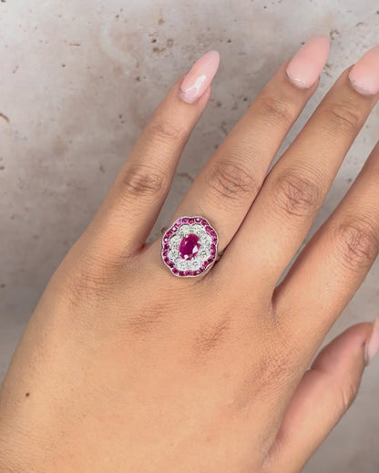 Anillo Marguerite Art Déco Rubí 1,48 quilates y Diamantes 0,49 quilates "Aya"