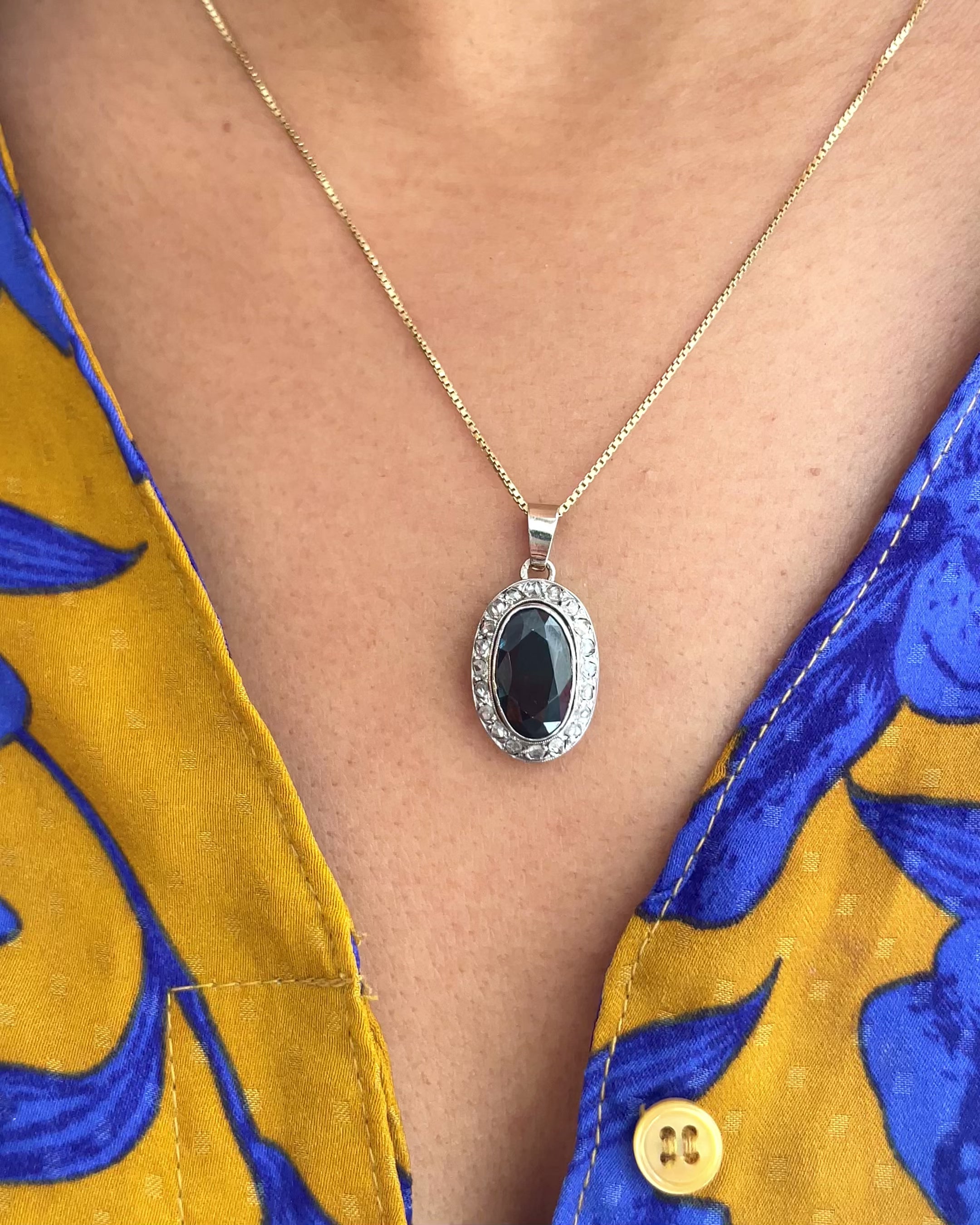 Pendentif Art-déco Saphir 3.75 carats &amp; 20 Diamants "Elisa"