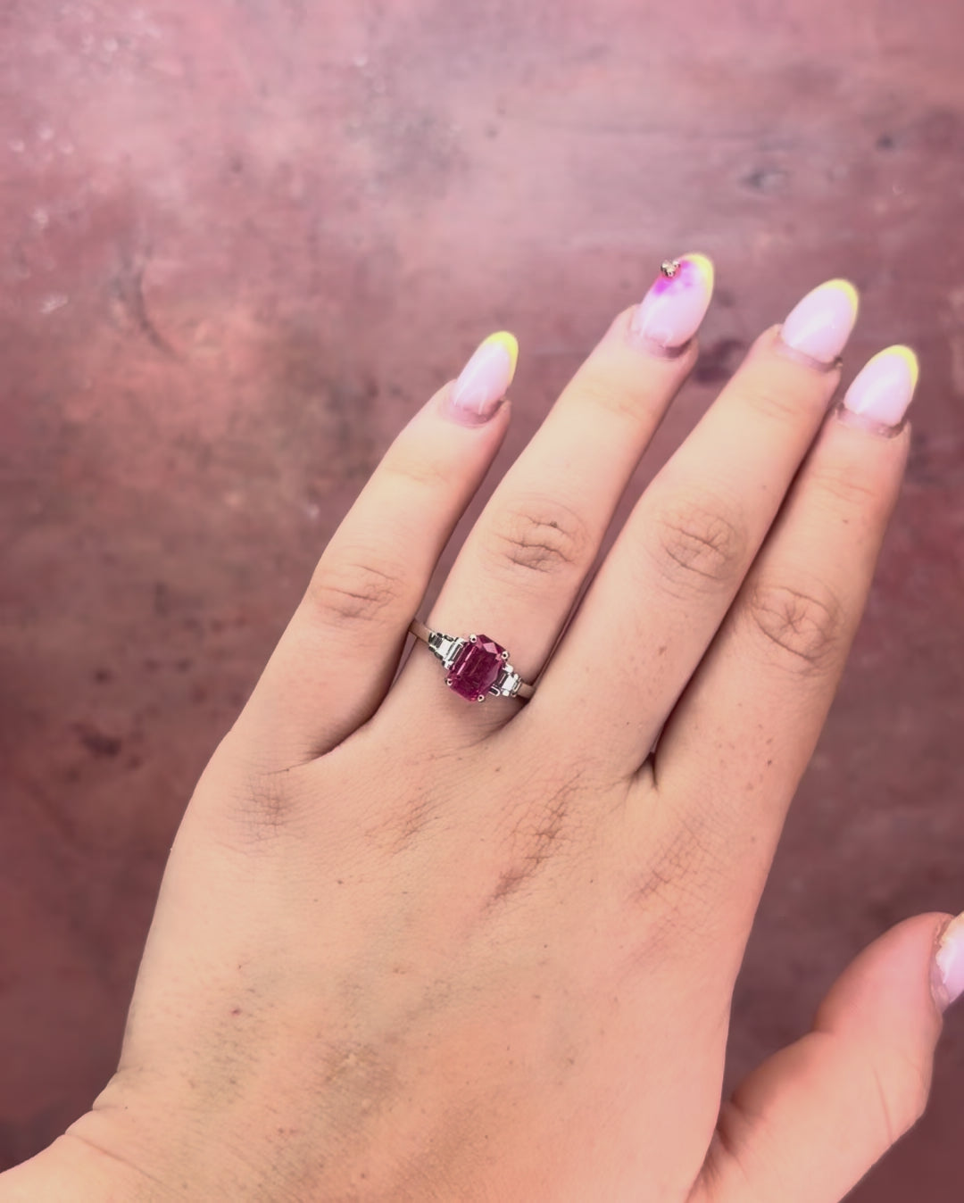 1.45-carat Pink Sapphire Trilogy Ring &amp; 4.37 g Diamonds "Gisèle"