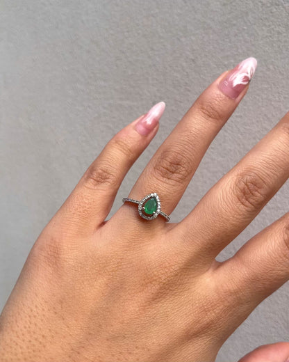 Bague Marguerite Émeraude Poire &amp; Diamants &quot;Milena&quot;