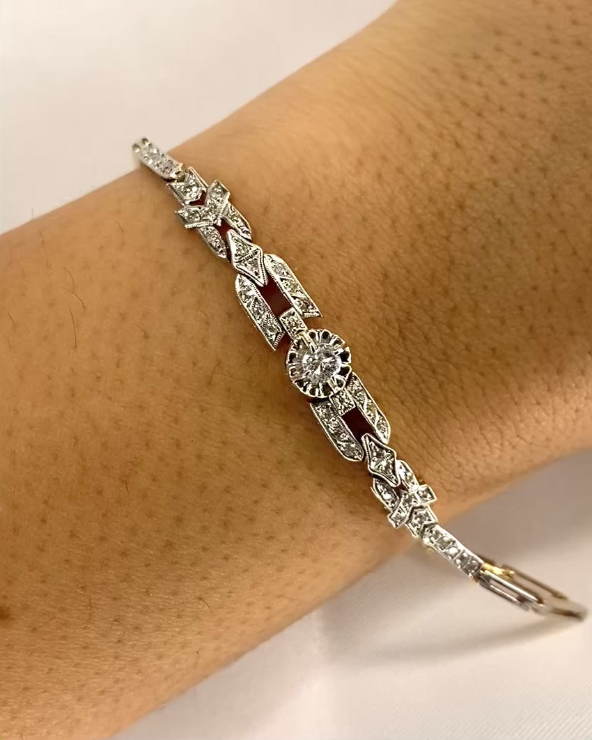Art Deco Bracelet 40 Diamonds &amp; 18 Carat Gold 7.18g "Dona"