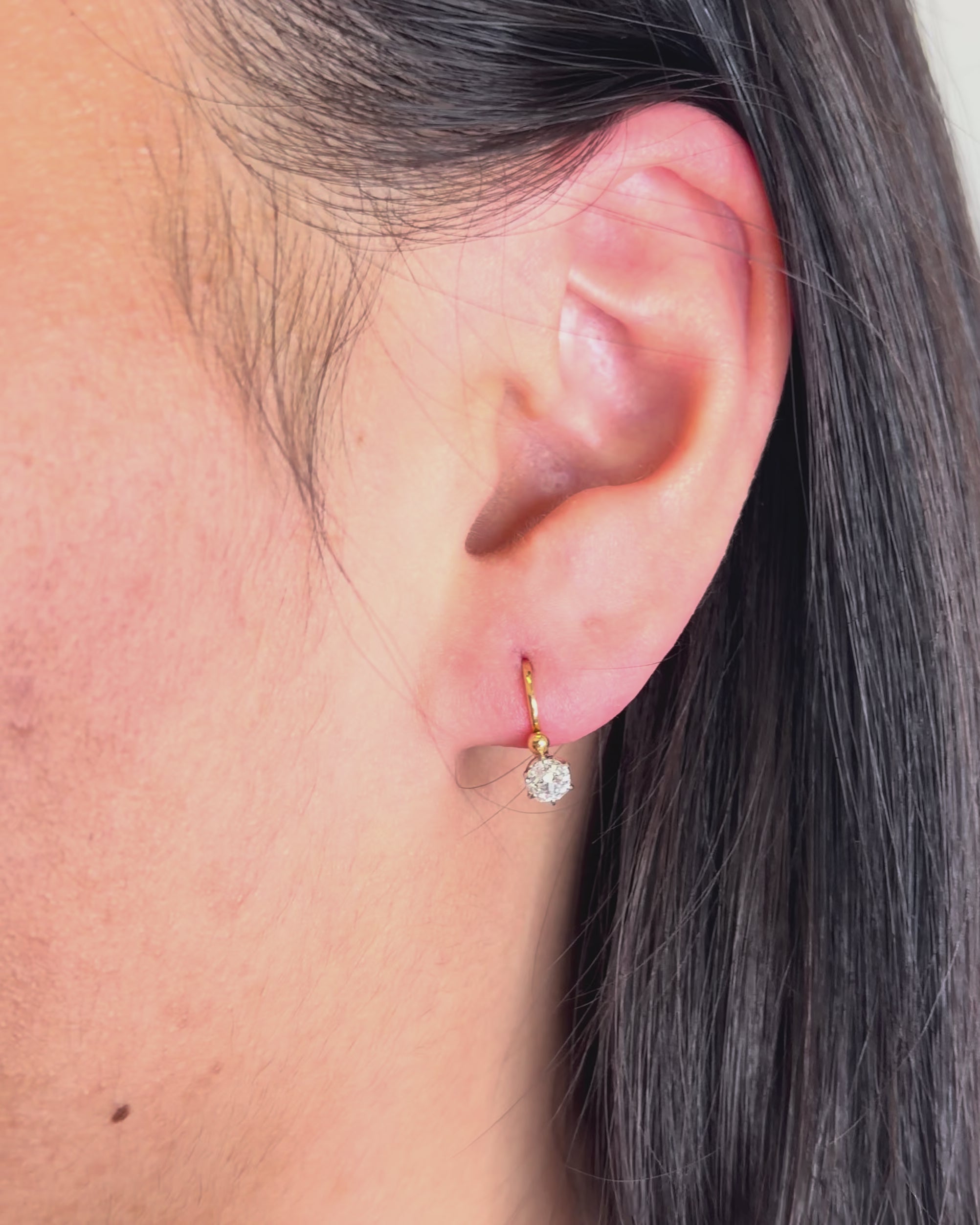 Pendientes Dormilones con Diamantes 0,50 quilates "Anouchka"