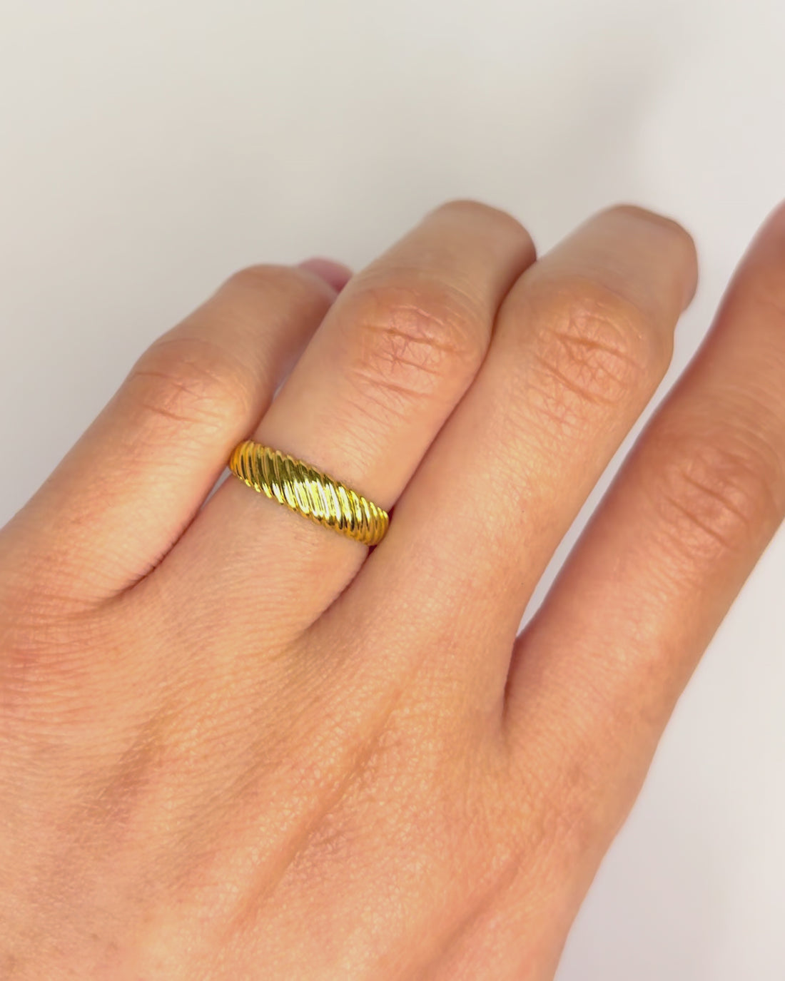 Bague Jonc Or Jaune 18 carats "Auriane"