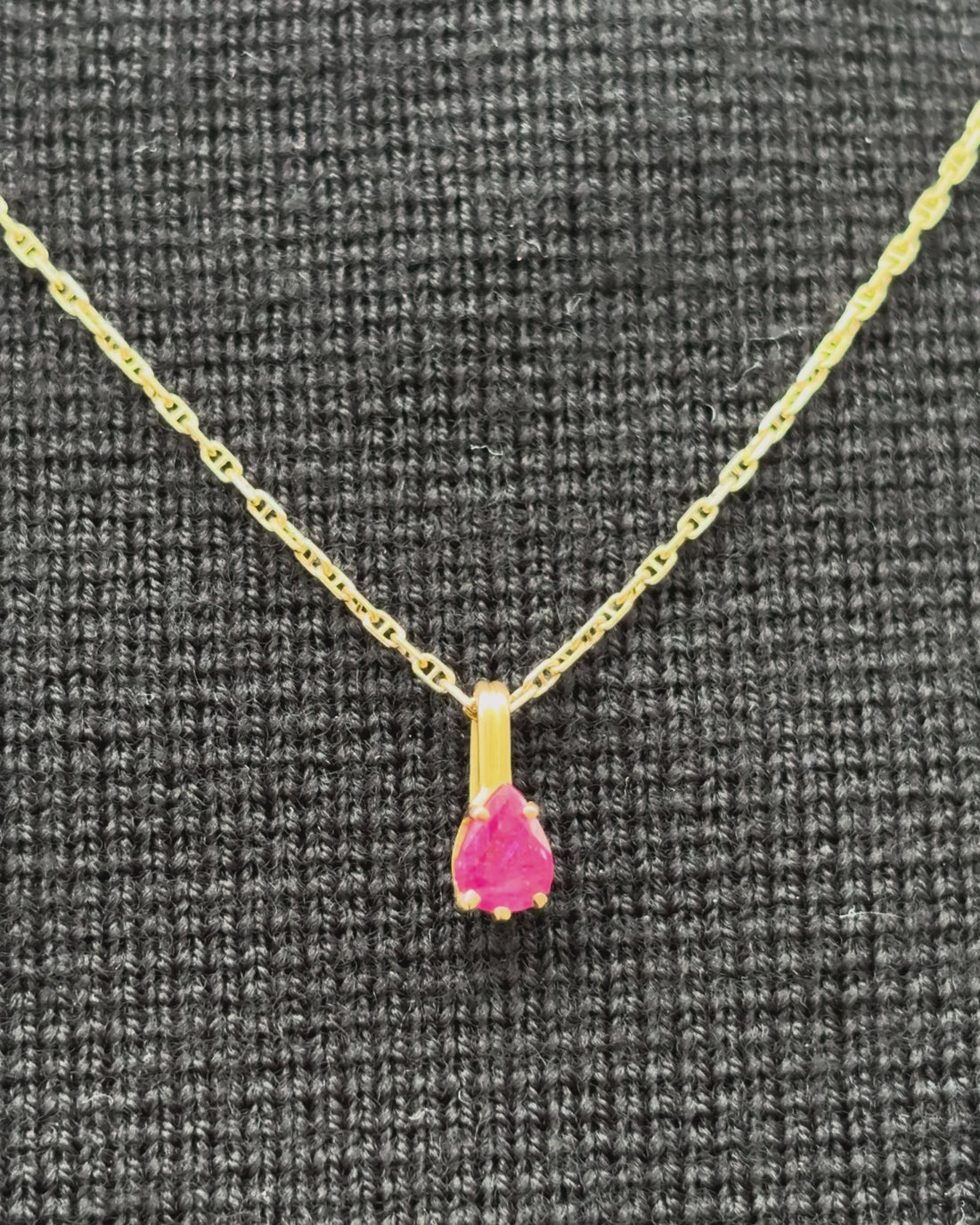 Pendentif Rubis 0.55 carat &quot;Roxanne&quot;