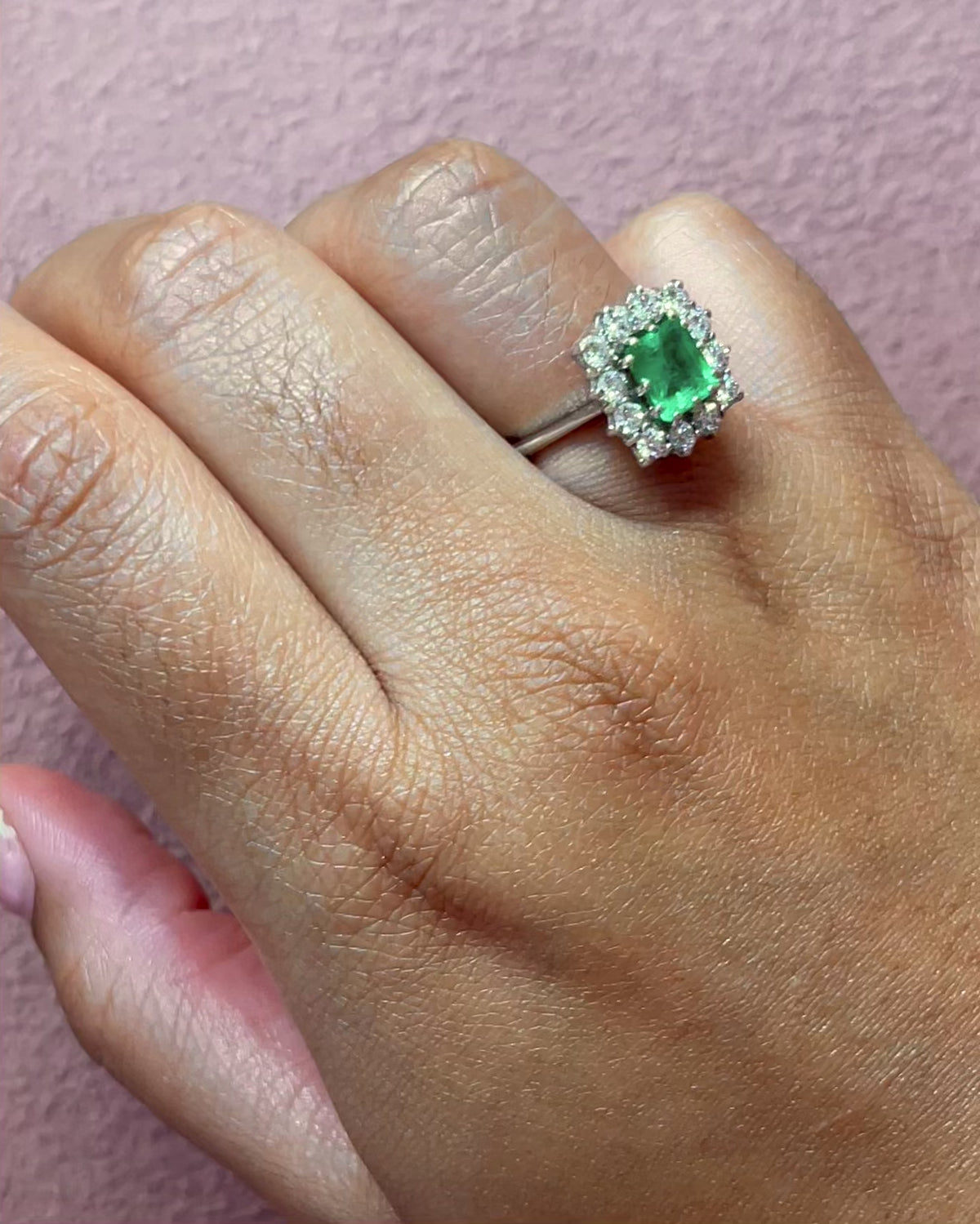 Bague Marguerite Émeraude 1.35 carat &amp; Diamants 0.72 carat 5.01g "Emile"