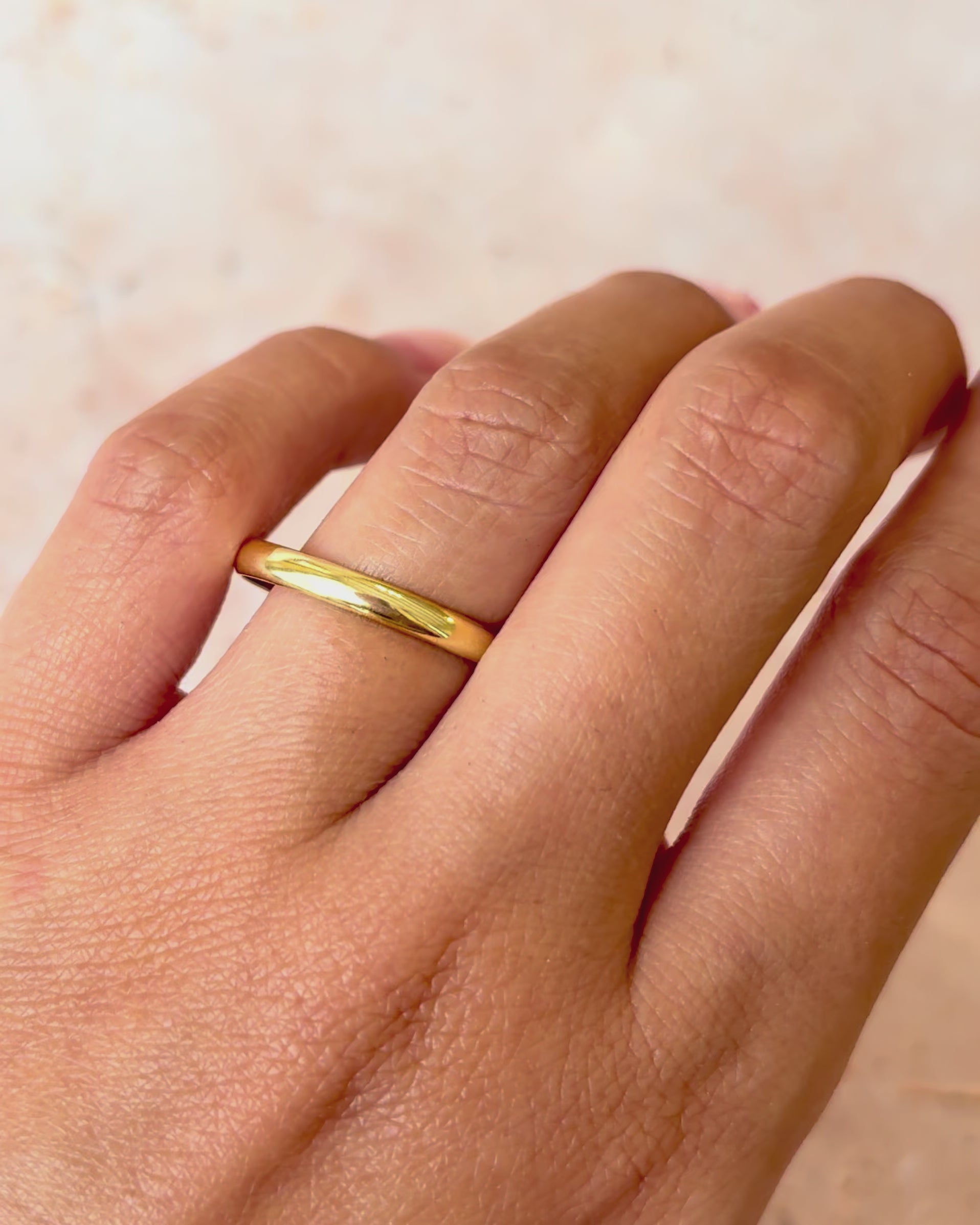 Alliance Or Jaune 18 carats 2.7 mm "Nelly"