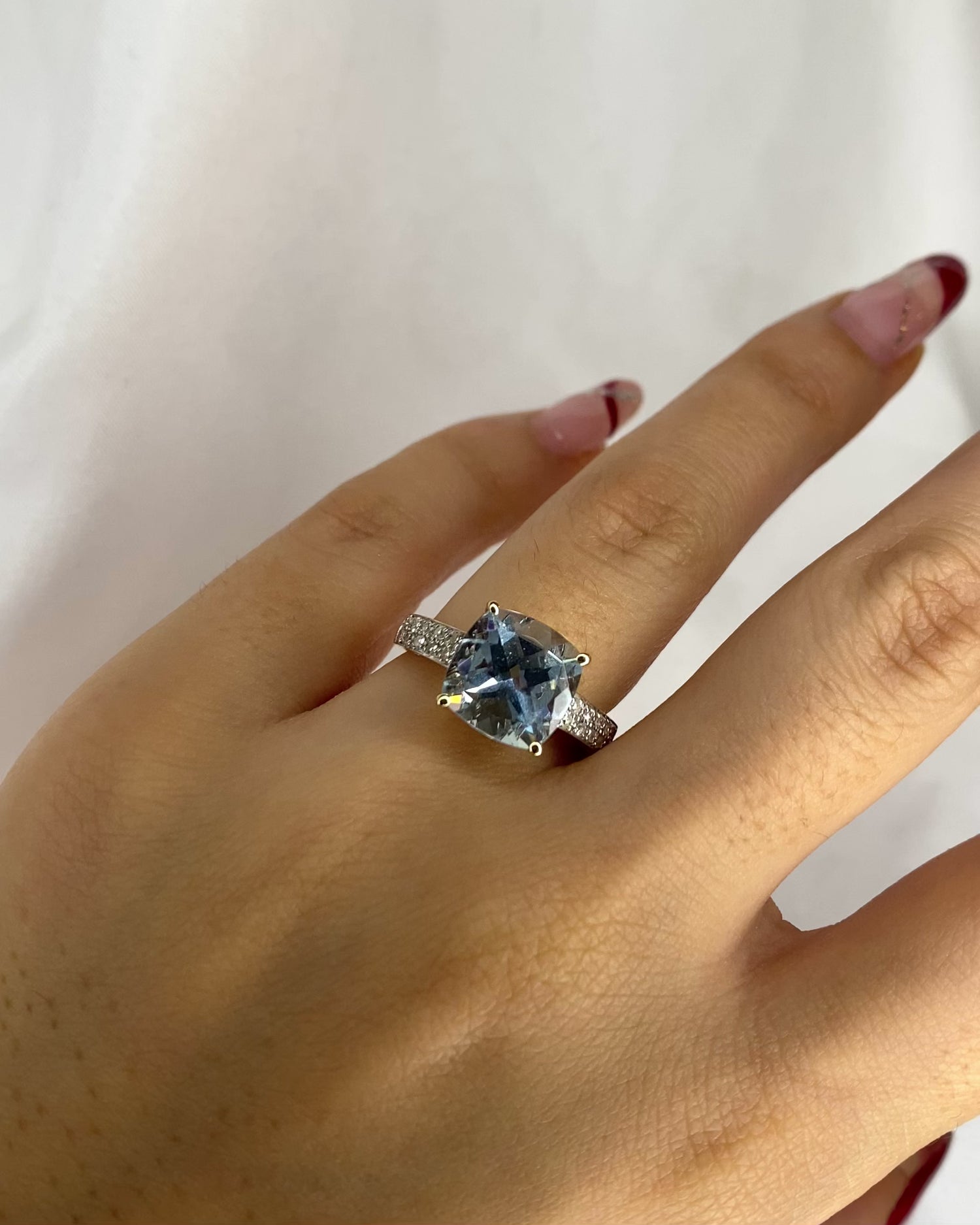 Bague Cocktail Aigue- Marine 4.50 carats &amp; 20 Diamants &quot;Stella&quot;