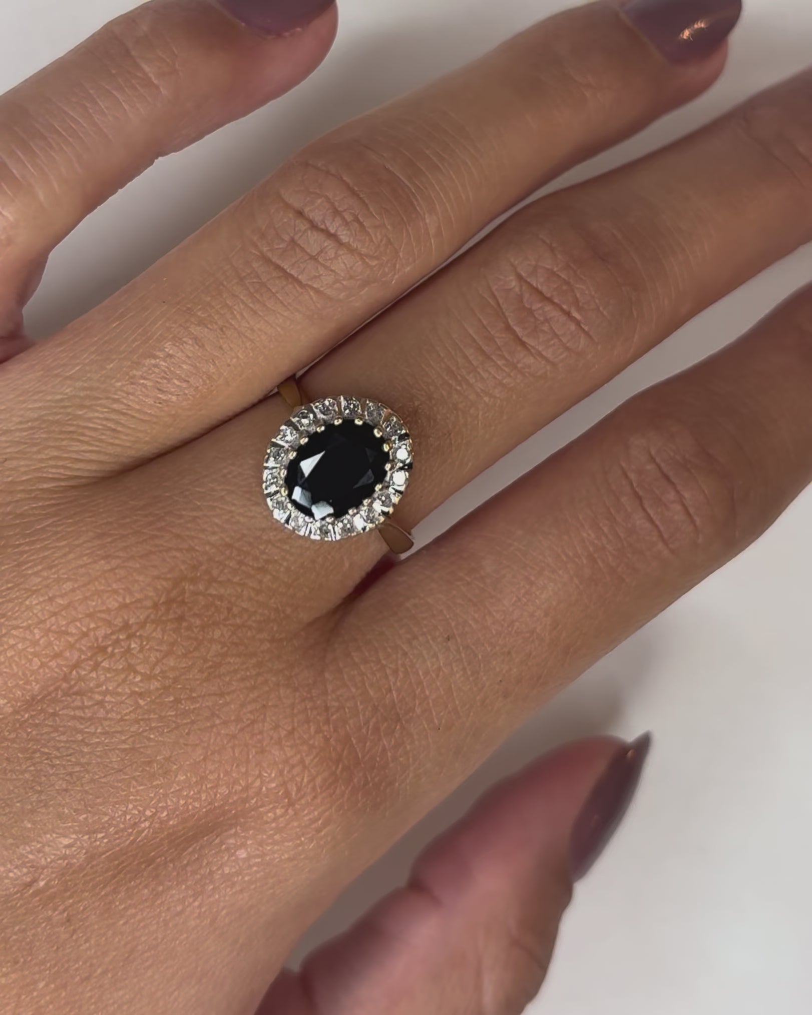 Bague Marguerite Saphir 1.90 carat &amp; Diamants "Adèle"
