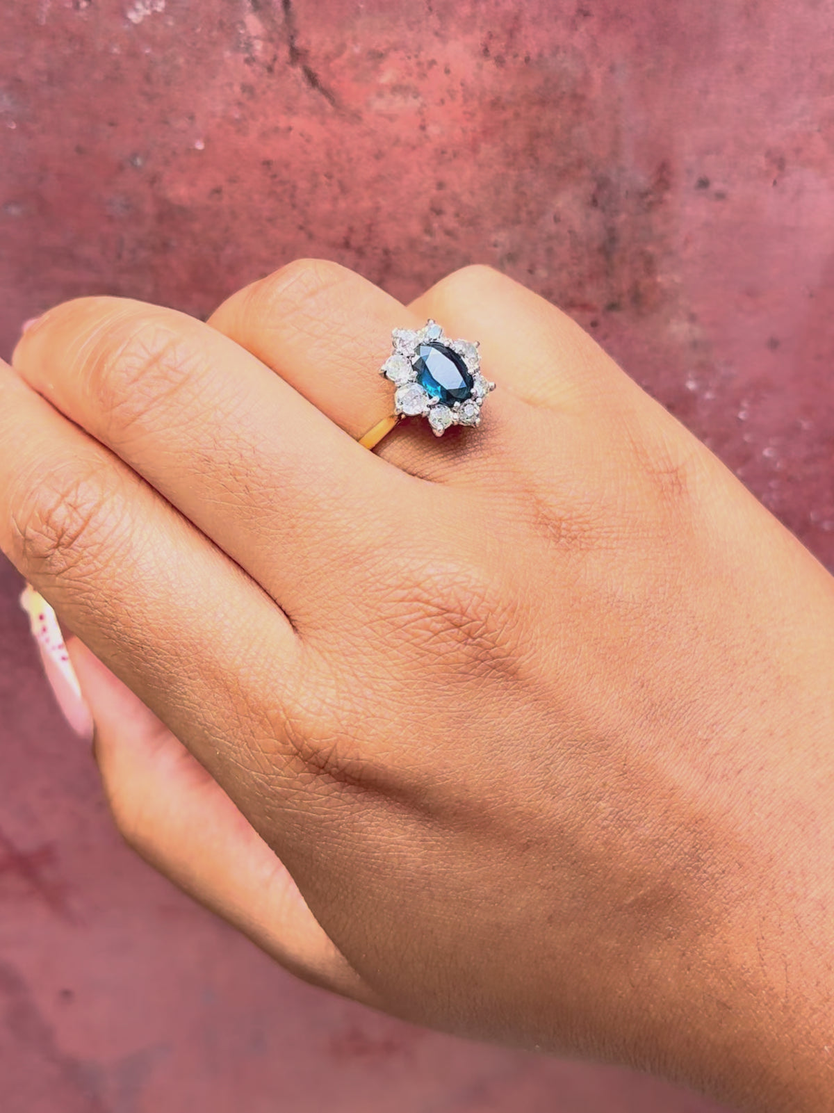 1.60-carat Sapphire &amp; 1.01-carat Diamond Cluster Ring "Victoria"