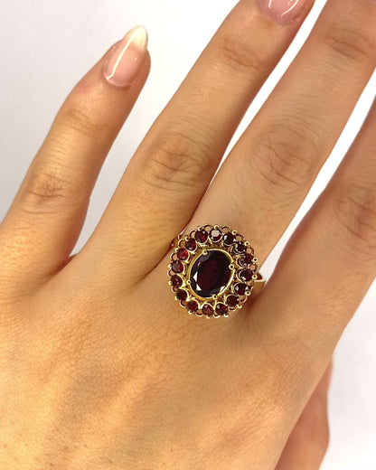 Bague Marguerite Grenats 2.07 carats "Ilda"