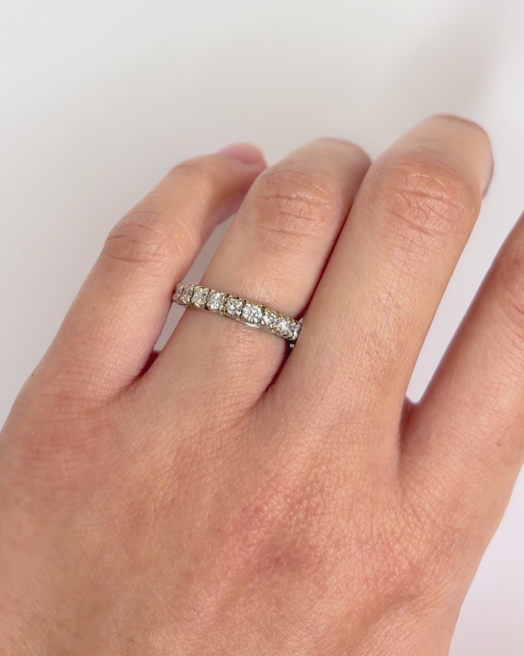 Demi-Alliance Diamants 0.57 carat "Antonelle"