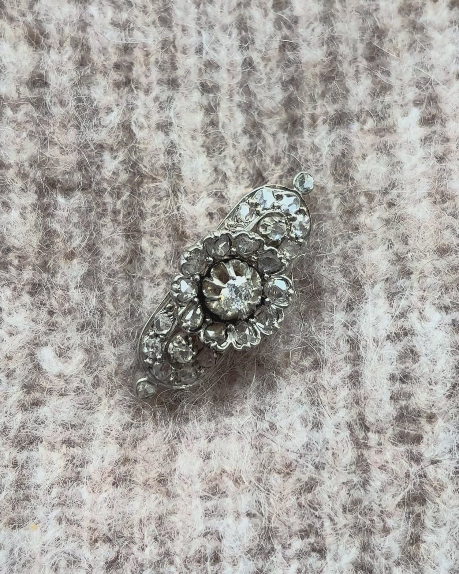Broche XIXe Siècle 25 Diamants &quot;Anabelle&quot;