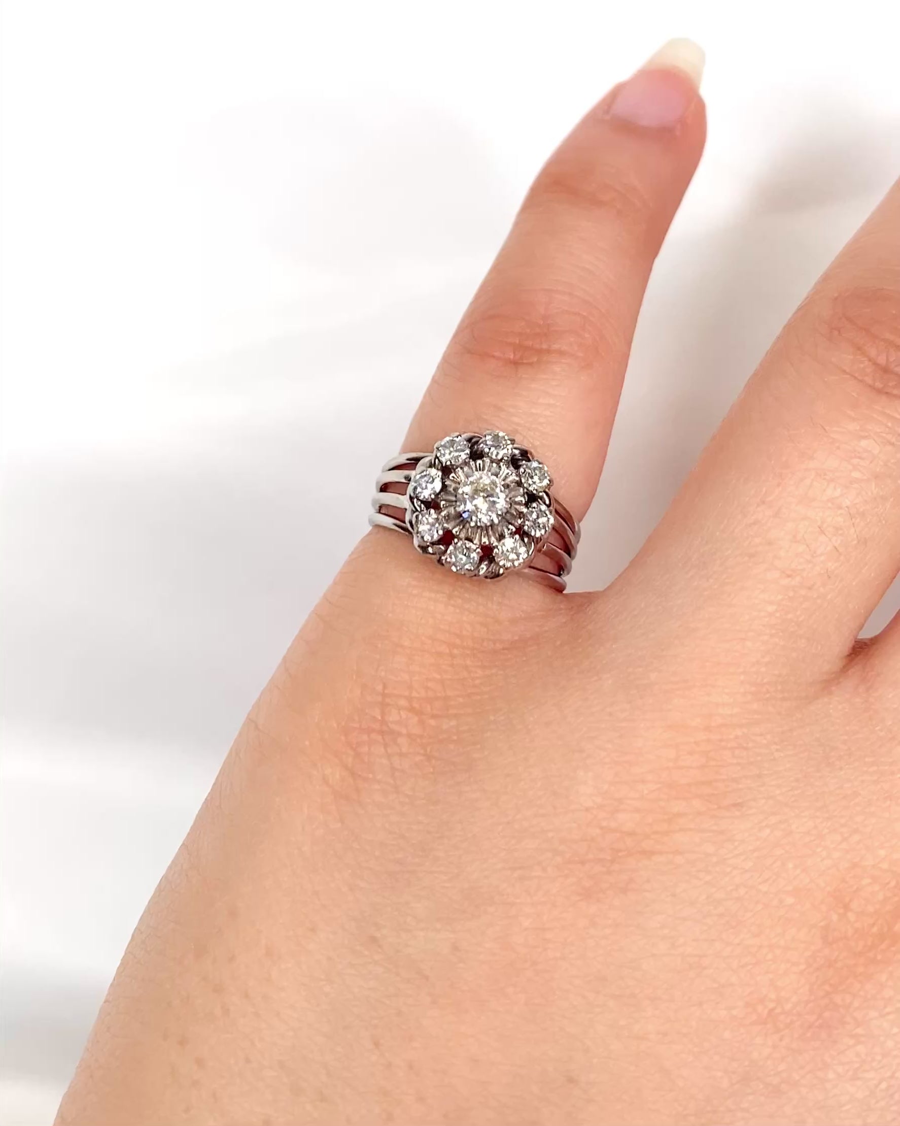 Anillo Marguerite Diamantes 0,70 quilates "Paloma"