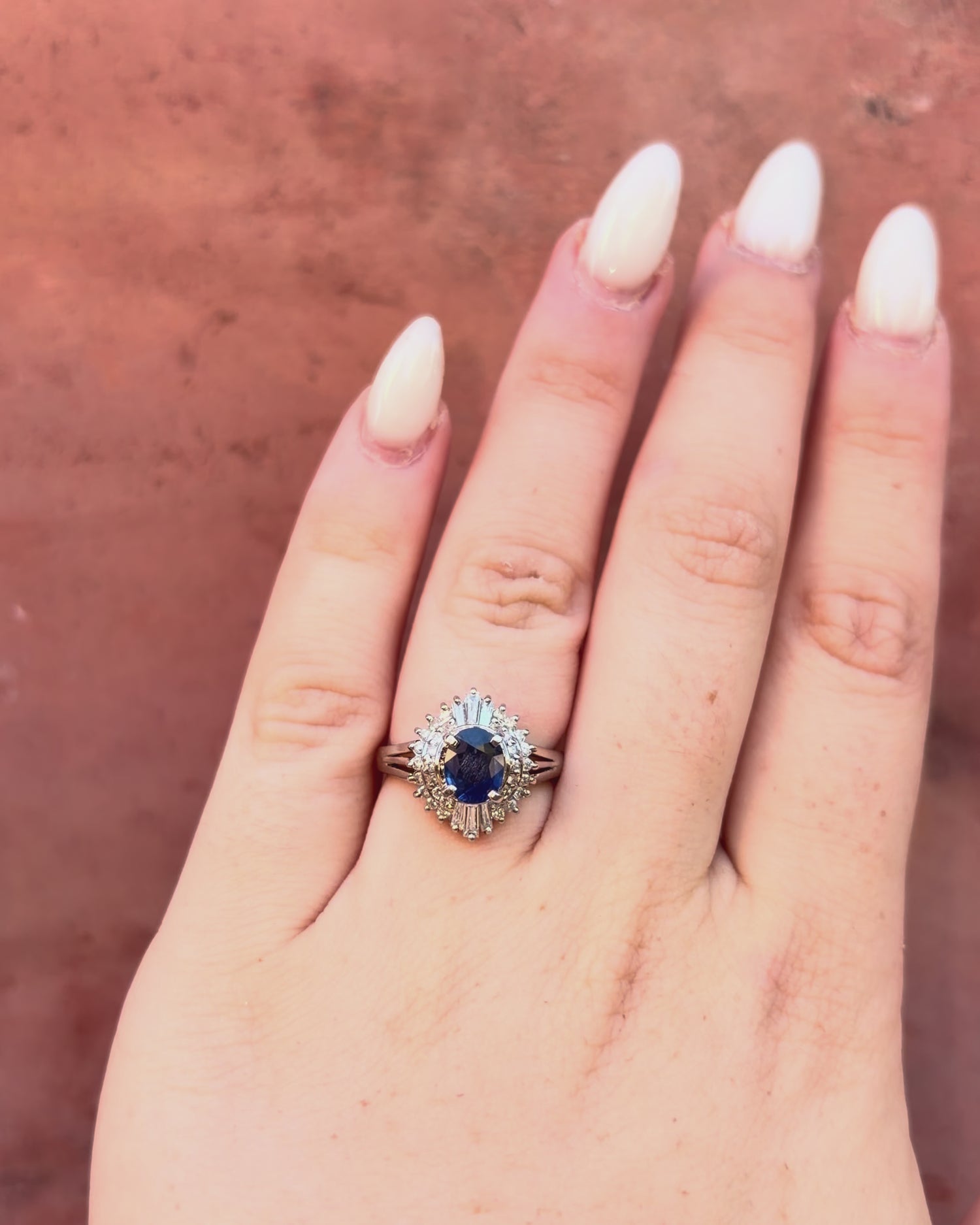 Bague Marguerite Saphir 0.85 carat &amp; Diamants 0.45 carat "Fanny"