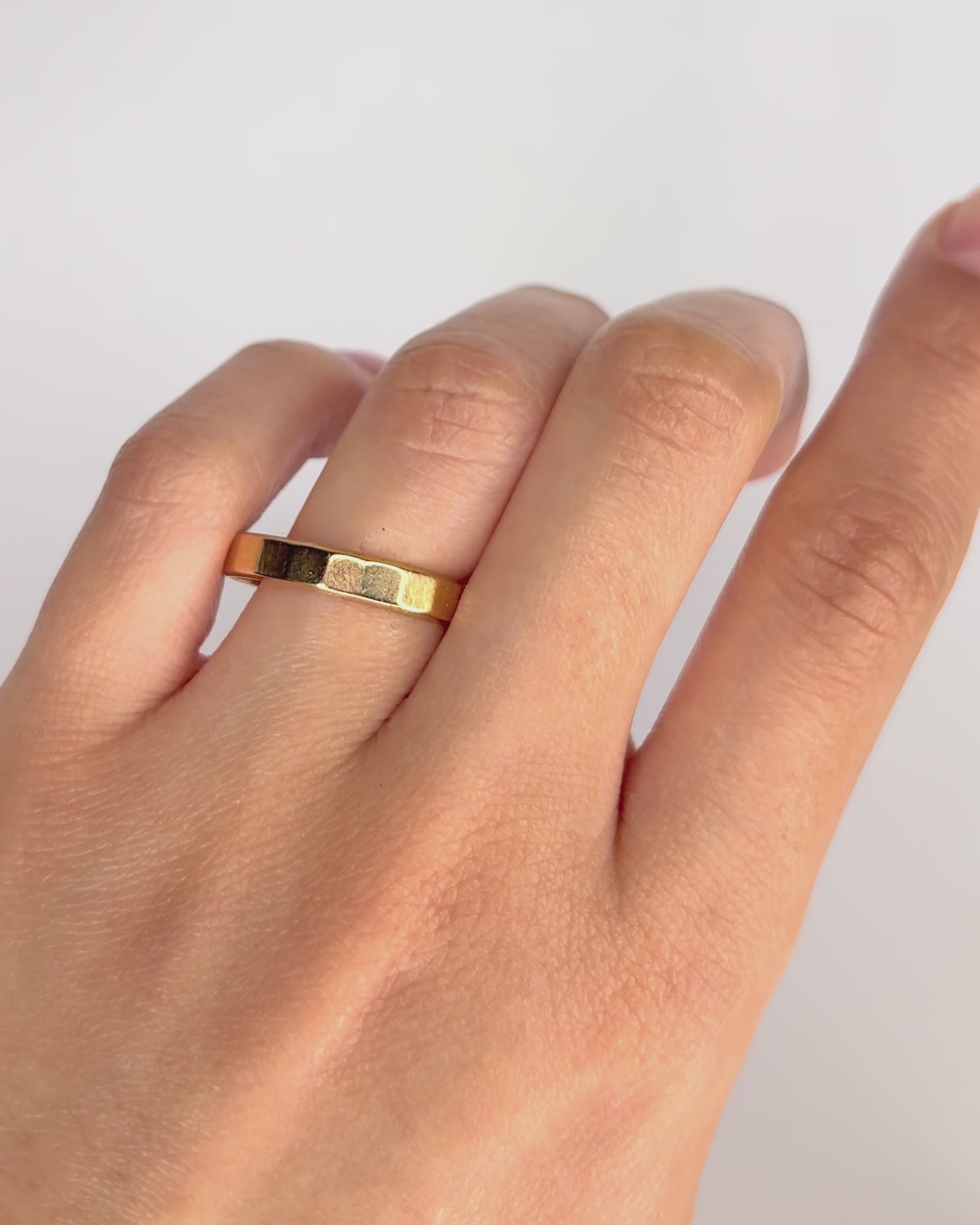18-Carat Yellow Gold Wedding Band 3.76g 3.8 mm "Elie"
