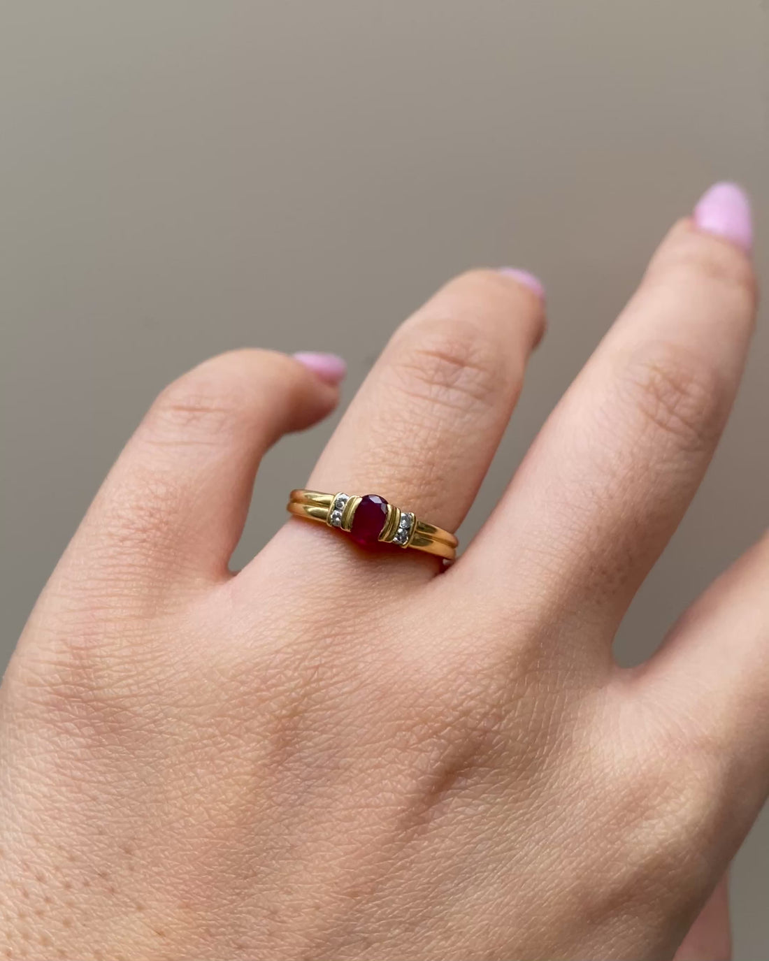 Bague Trilogie Rubis 0.30 carat &amp; 4 Diamants &quot;Chiara&quot;