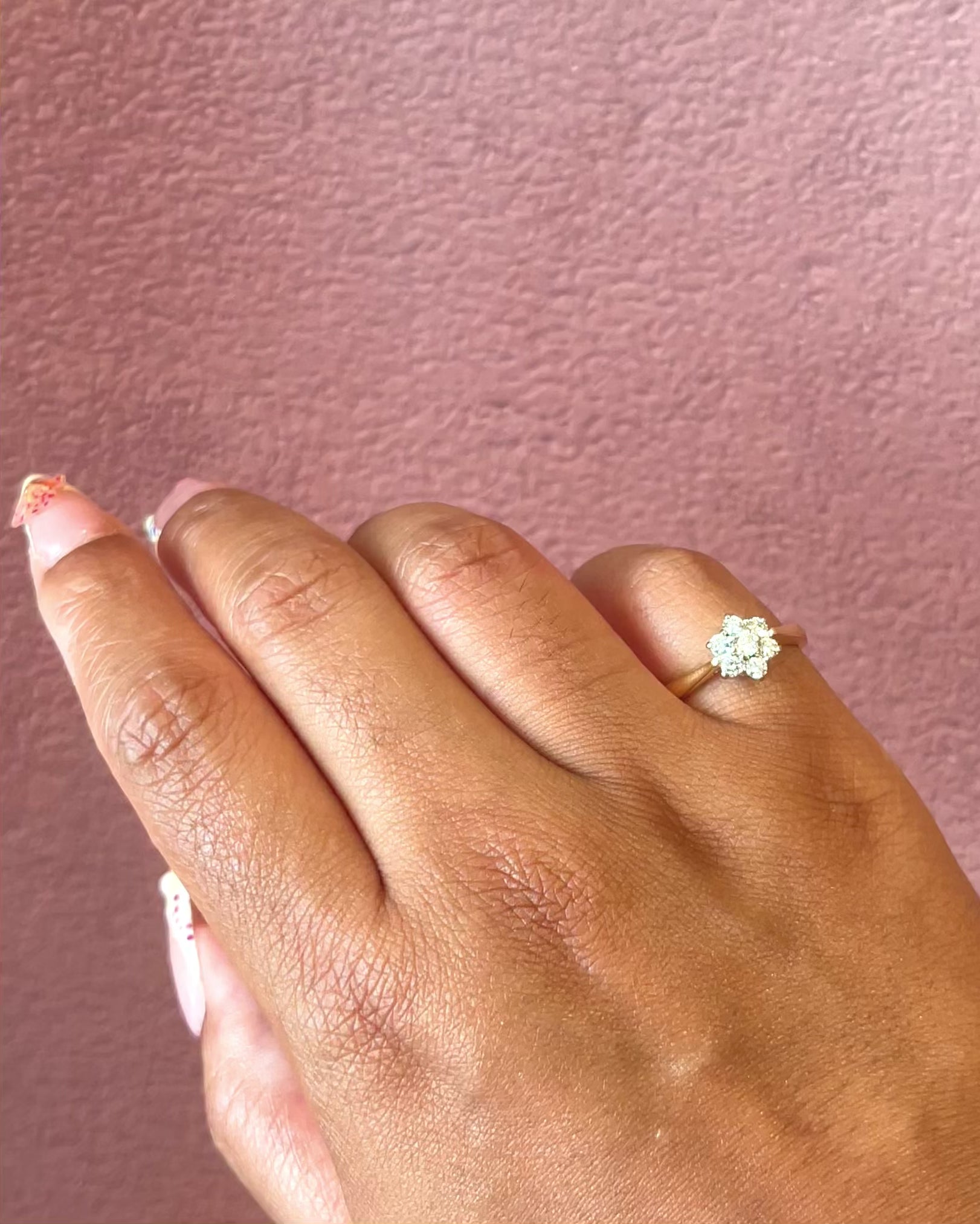 Anillo margarita de diamantes de 0.38 quilates «Sally»