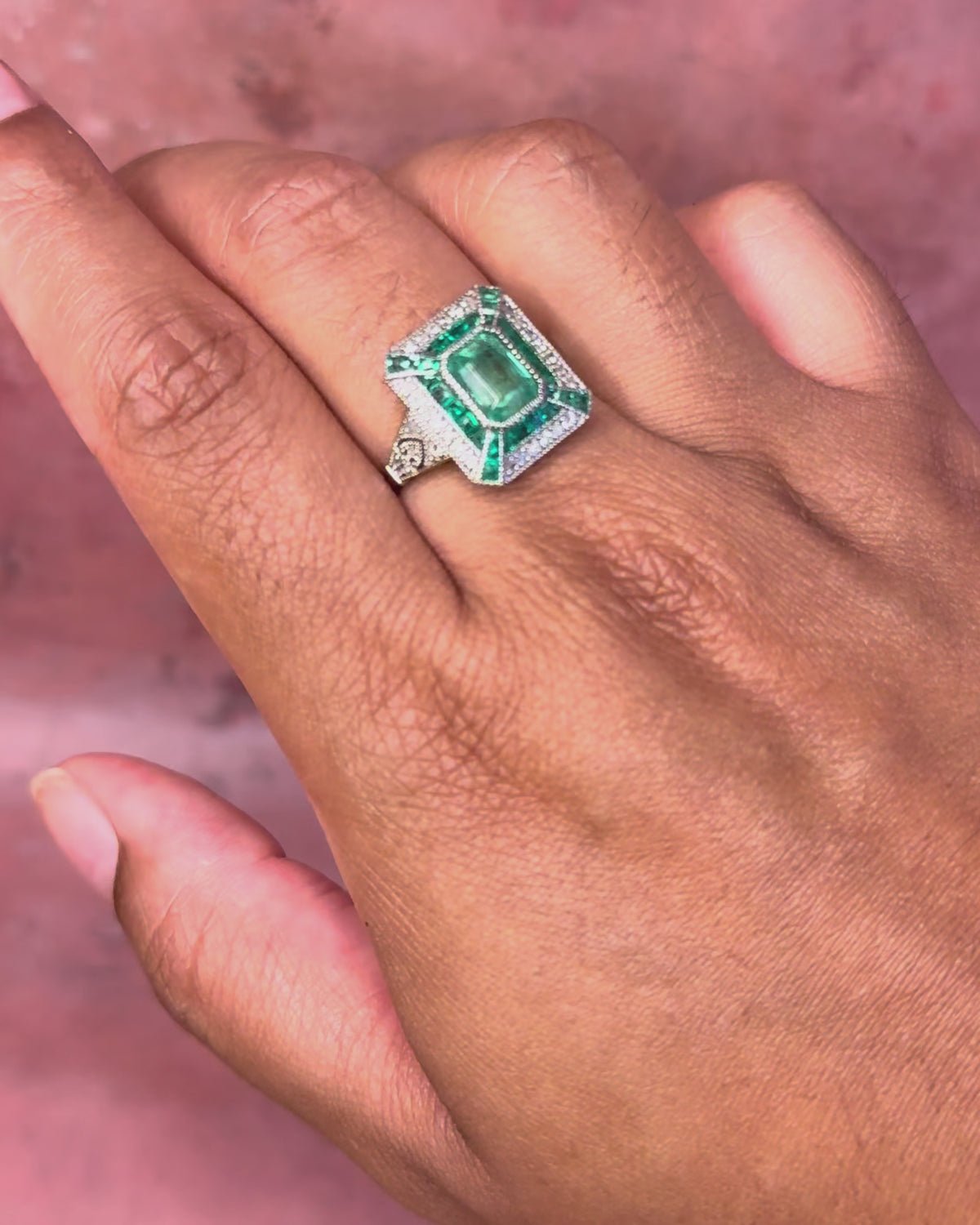 Art Deco-Style Ring Emeralds 1.74 carat &amp; Diamonds 0.24 carat "Océane"