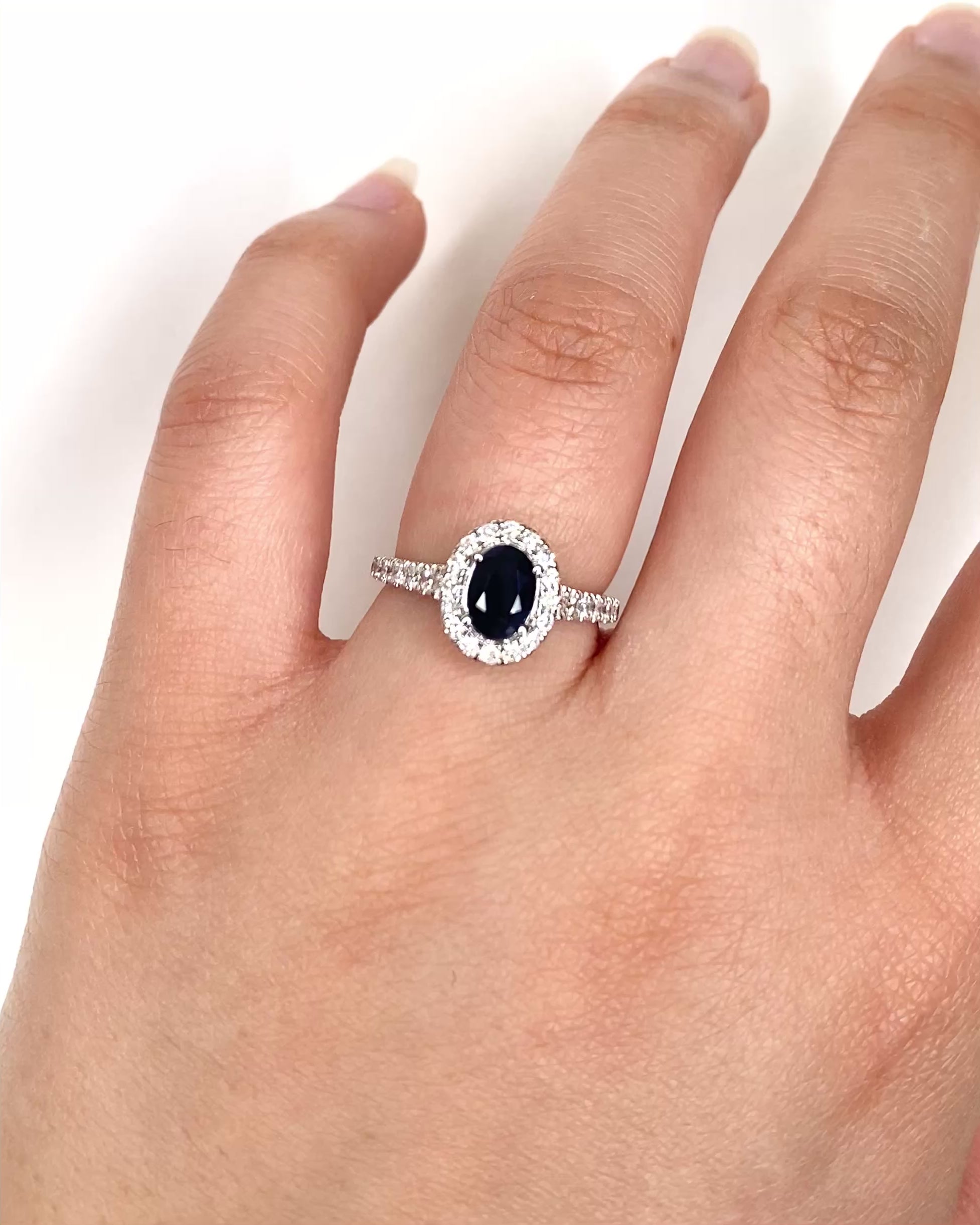 Bague Marguerite Saphir 1.08 carat &amp; Diamants 0.45 carat "Siloé"