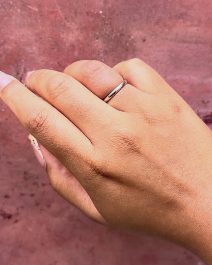 2.3mm Platinum Ring "Eloi"