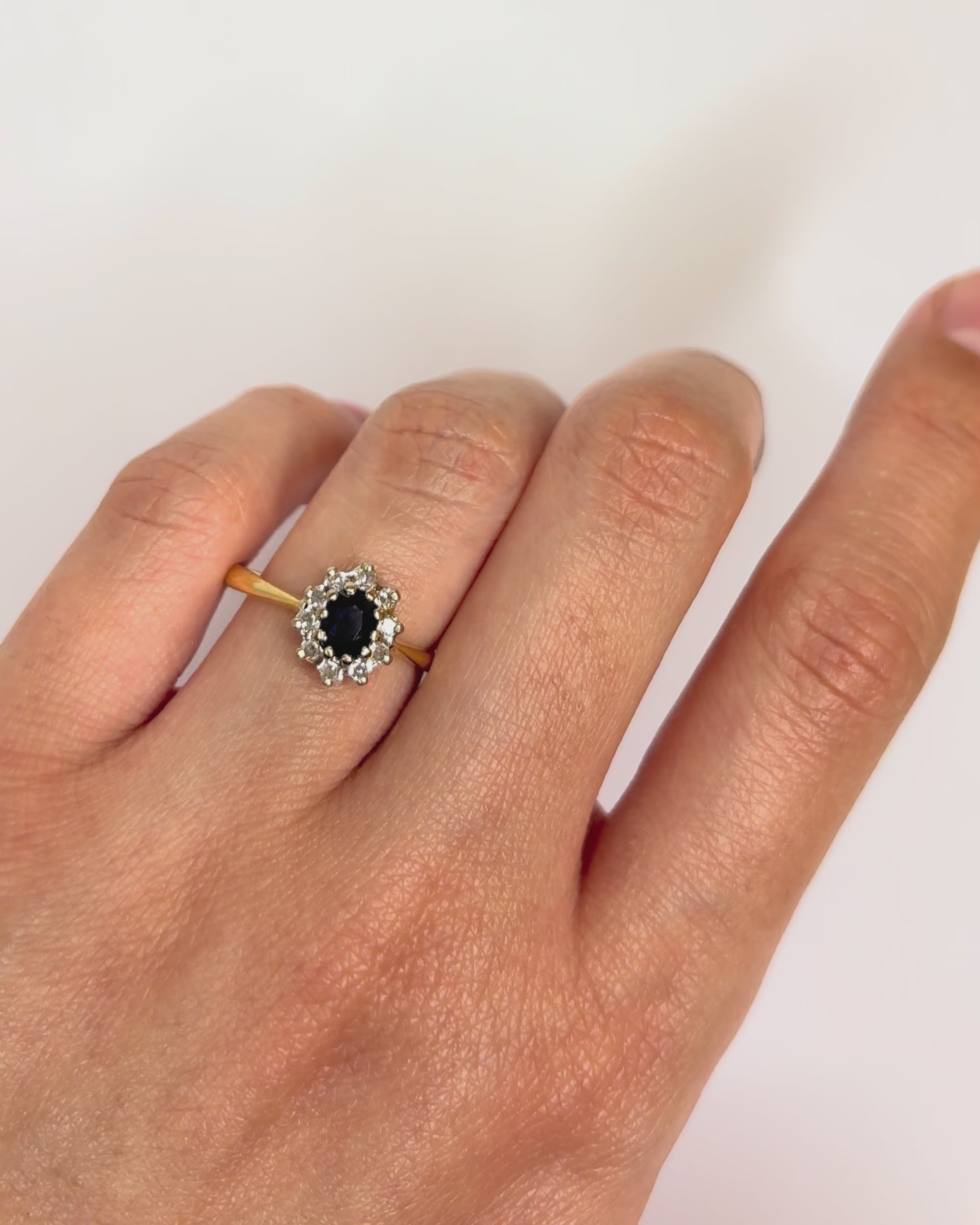 Bague Marguerite Saphir 0.50 carat &amp; Diamants "Eliane"