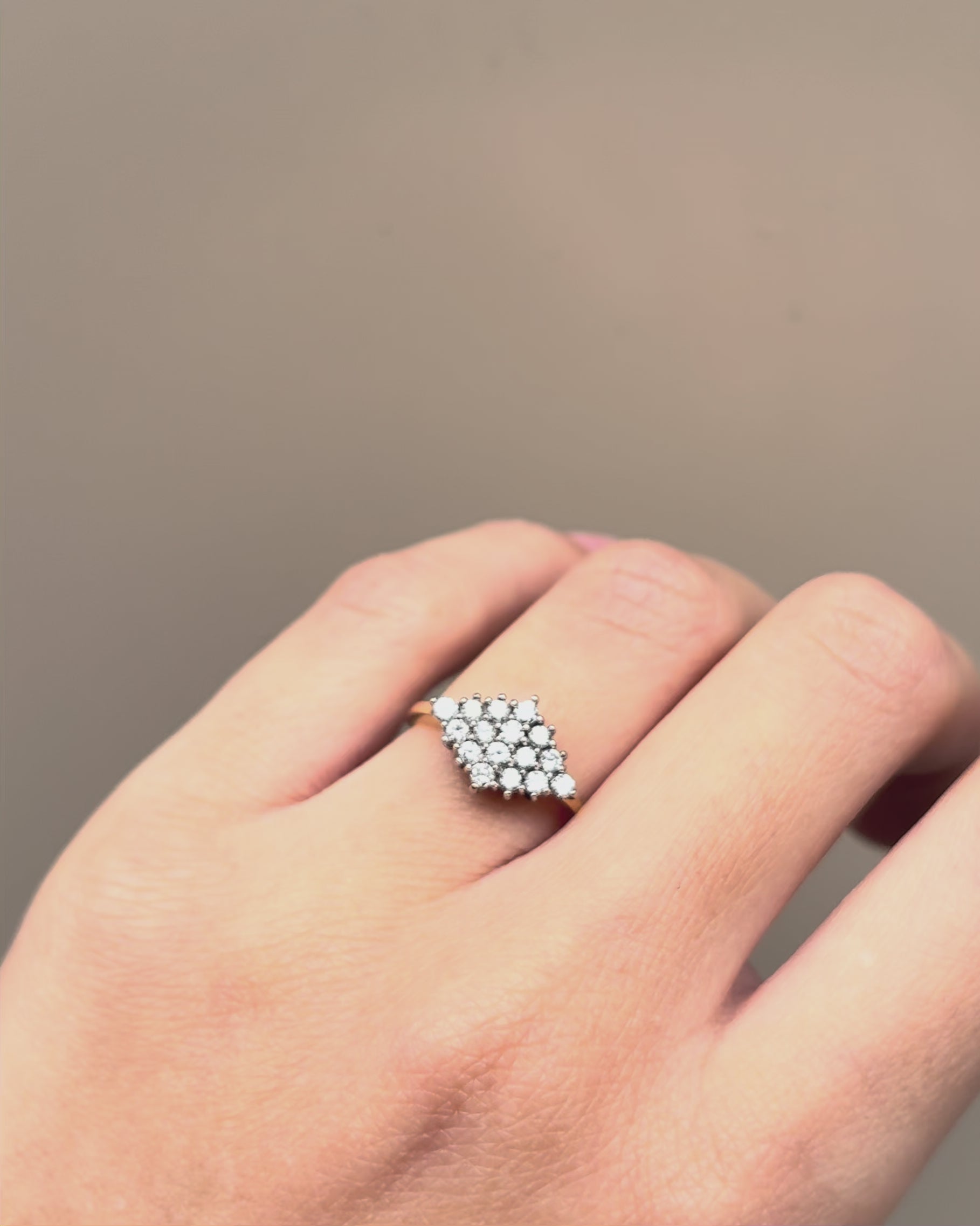 Anillo Riviere Diamantes 0.32 quilates "Sam"