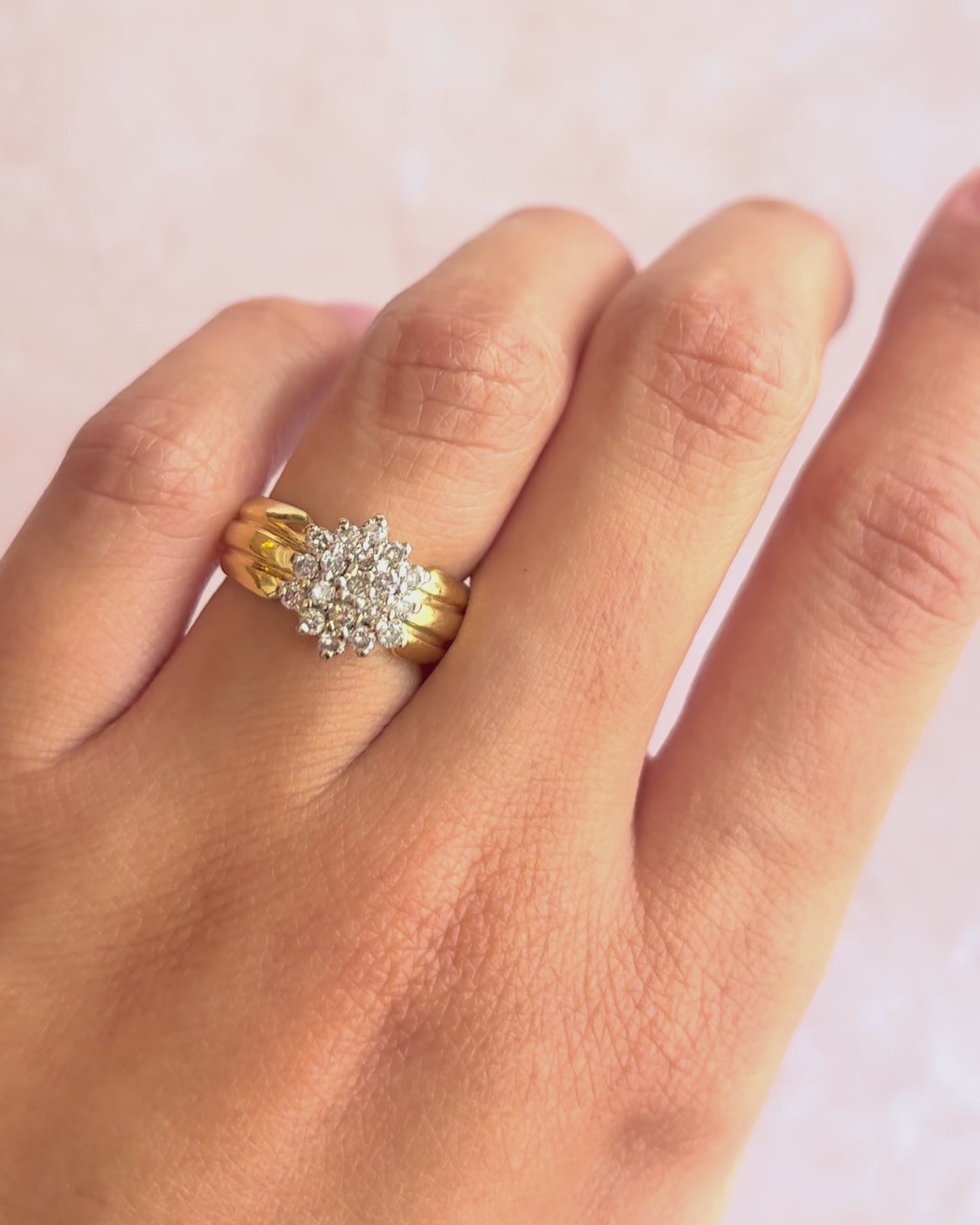 Anillo Marguerite Diamantes 0,57 quilates 4,25 g "Eléna"