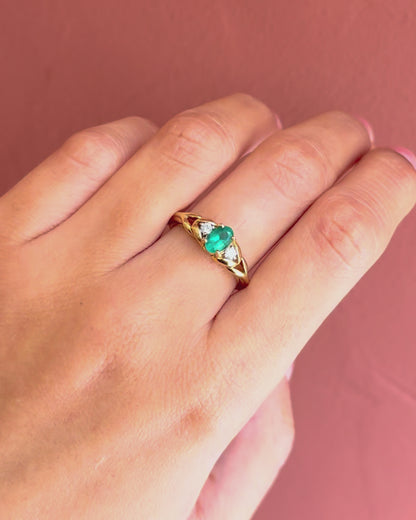 0.65 carat Emerald Trilogy Ring &amp; Diamonds "Loriane"
