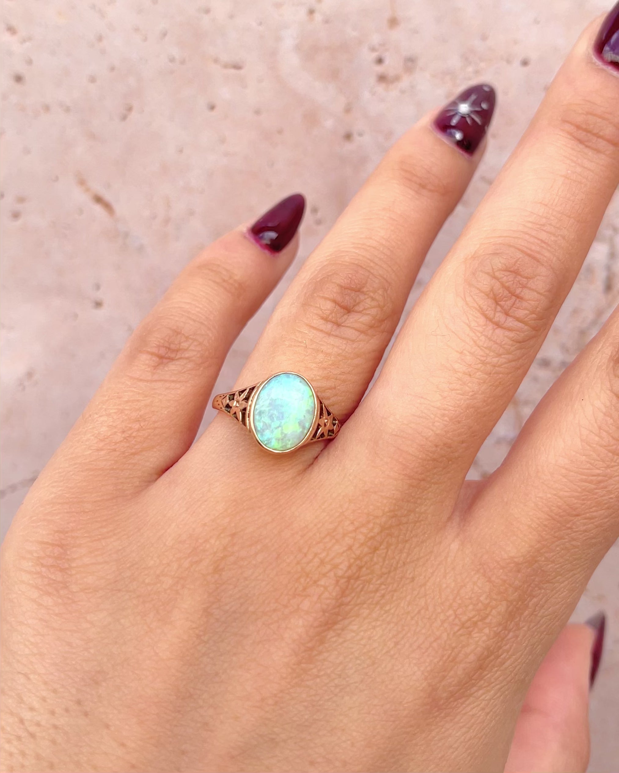 Anillo rígido Ópalo 1.30 quilates "Solène"