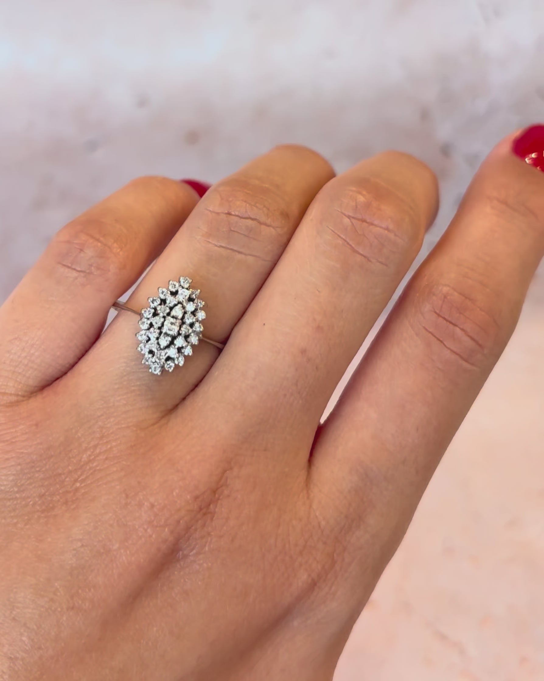 Bague Marguerite Diamants 0.38 carat "Priscilla"
