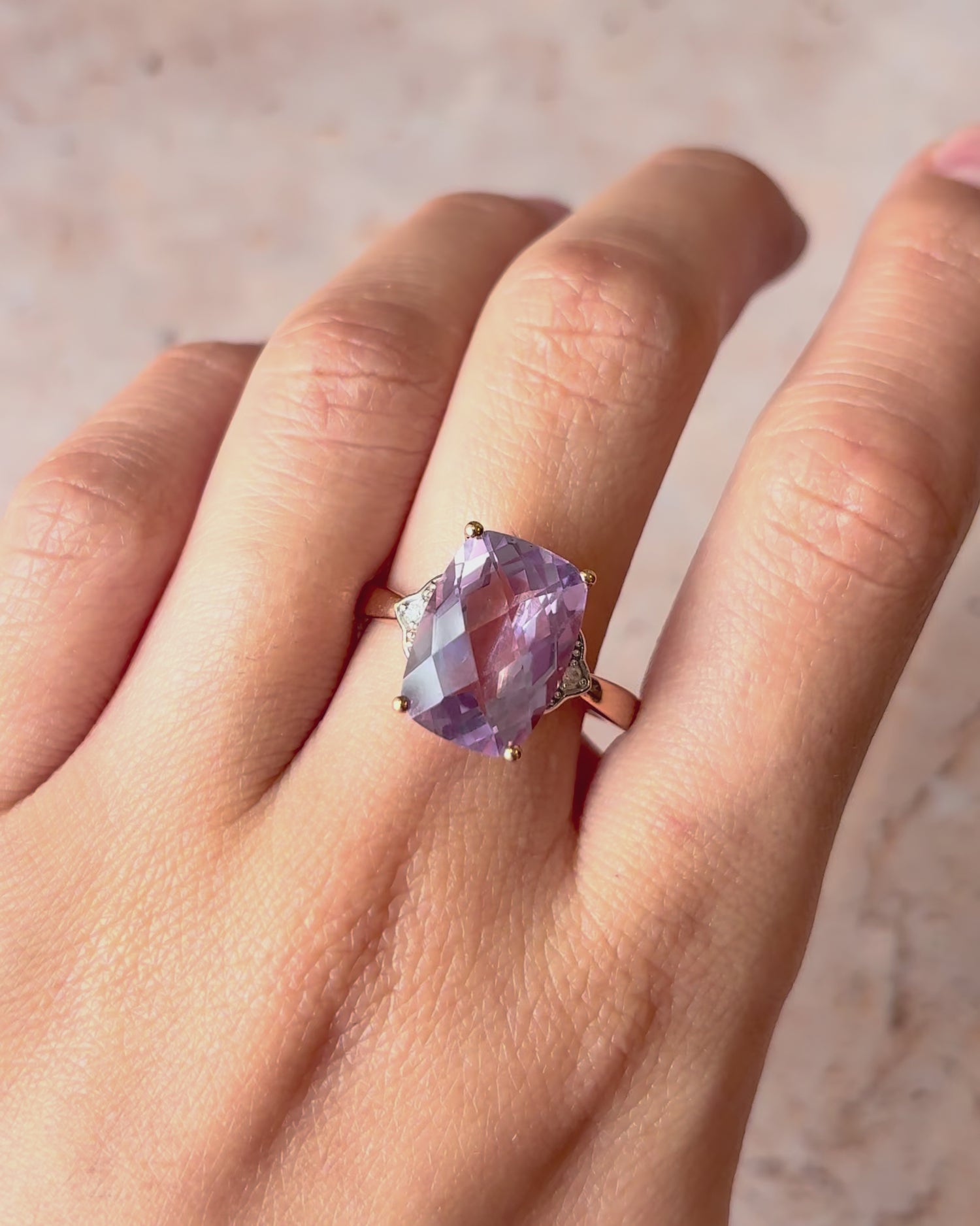 Anillo Cóctel Amatista 5.52 quilates y Diamantes "Virginie"