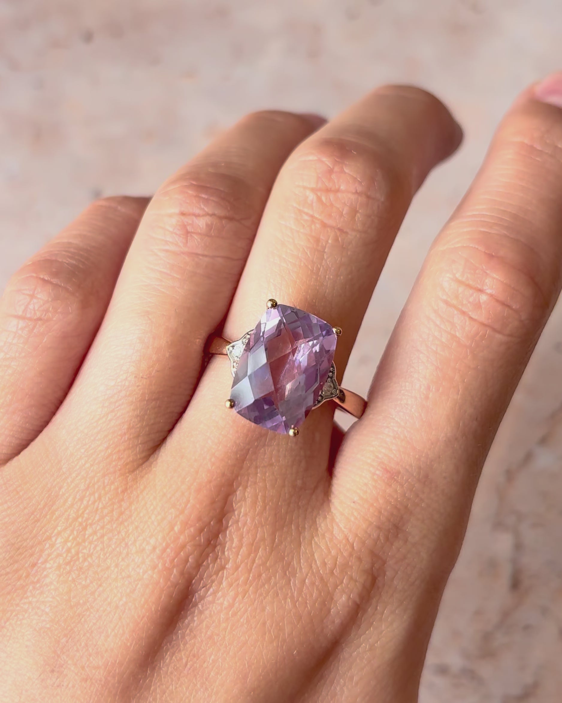 Anillo Cóctel Amatista 5.52 quilates y Diamantes "Virginie"