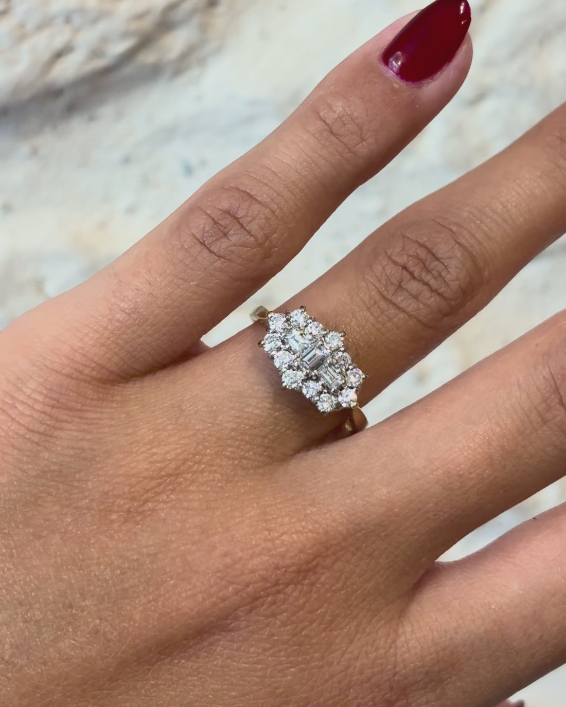 Bague Fleur Diamants 0.76 carat &quot;Floriane&quot;