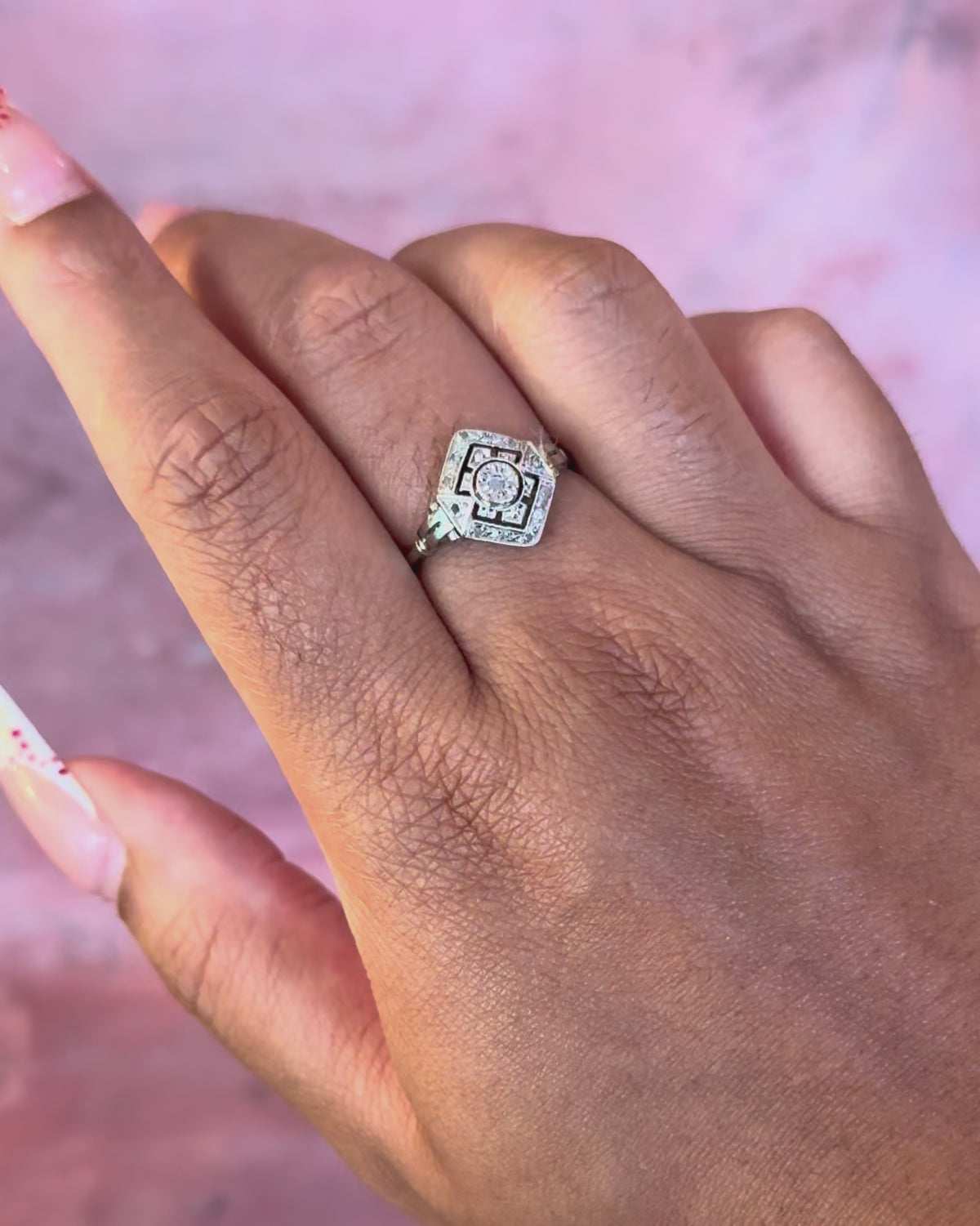 Anillo Art Déco con diamantes "Brunelle"