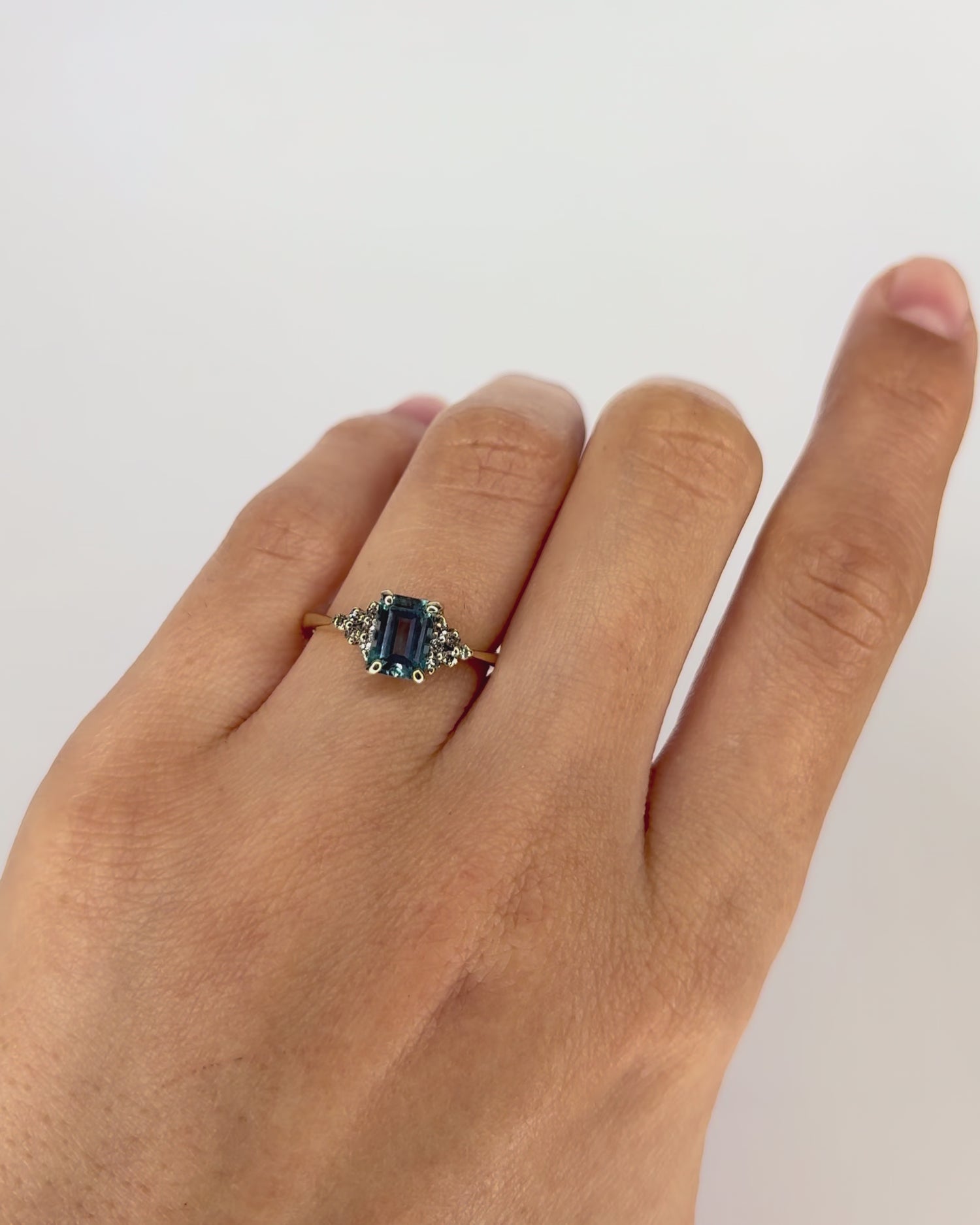 Trilogy Ring Topaz 1.28 Carat &amp; Diamonds "Mélissandre"