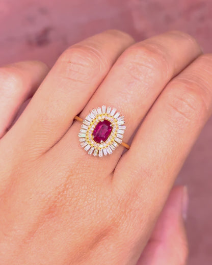 Anillo margarita de rubí mozambiqueño de 0.82 quilates y diamantes de 0.63 quilates "Biena"