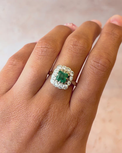 Emerald Daisy Ring 1.15 Carat, Diamonds 0.60 Carat &amp; Gold 4.63g "Melania"