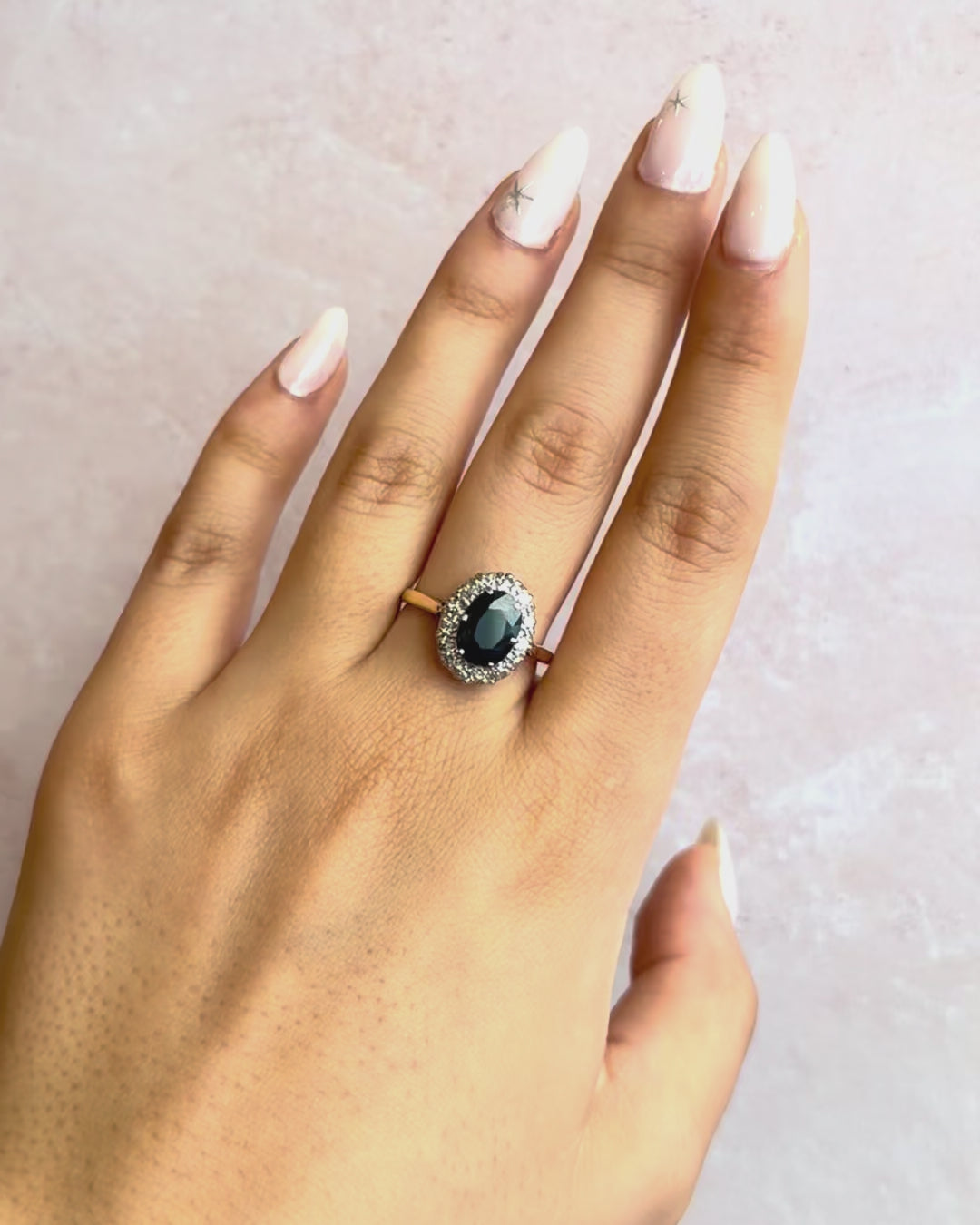 Bague Marguerite Saphir 2.52 carats &amp; Diamants 0.24 carat "Simone"
