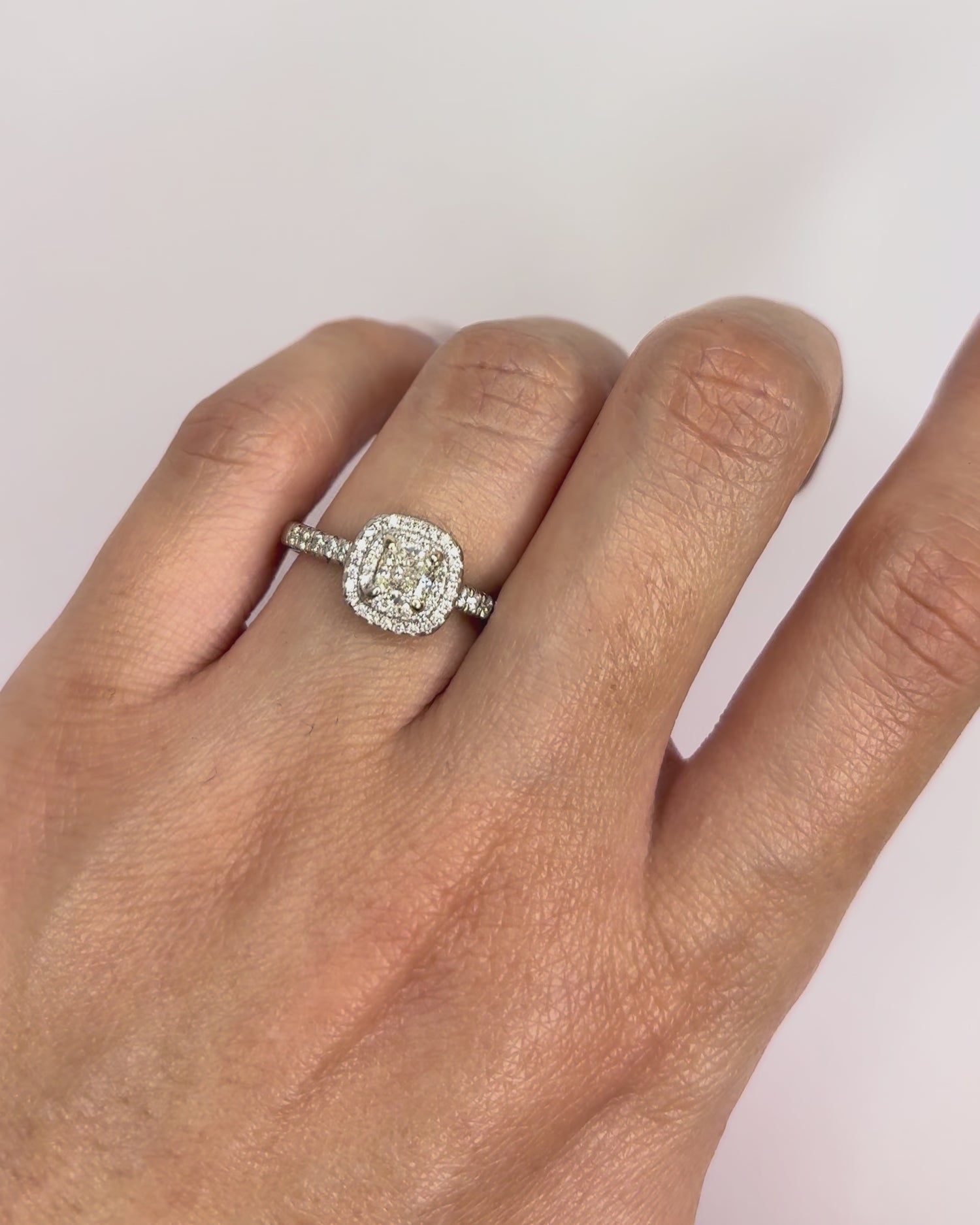 Anillo solitario con diamantes 0,98 quilates &quot;Carine&quot;