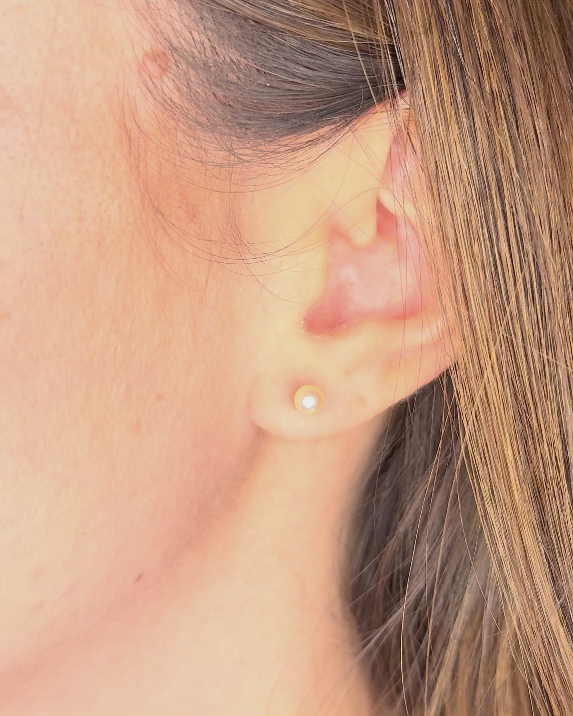 "Thérèse" Pearl Stud Earrings