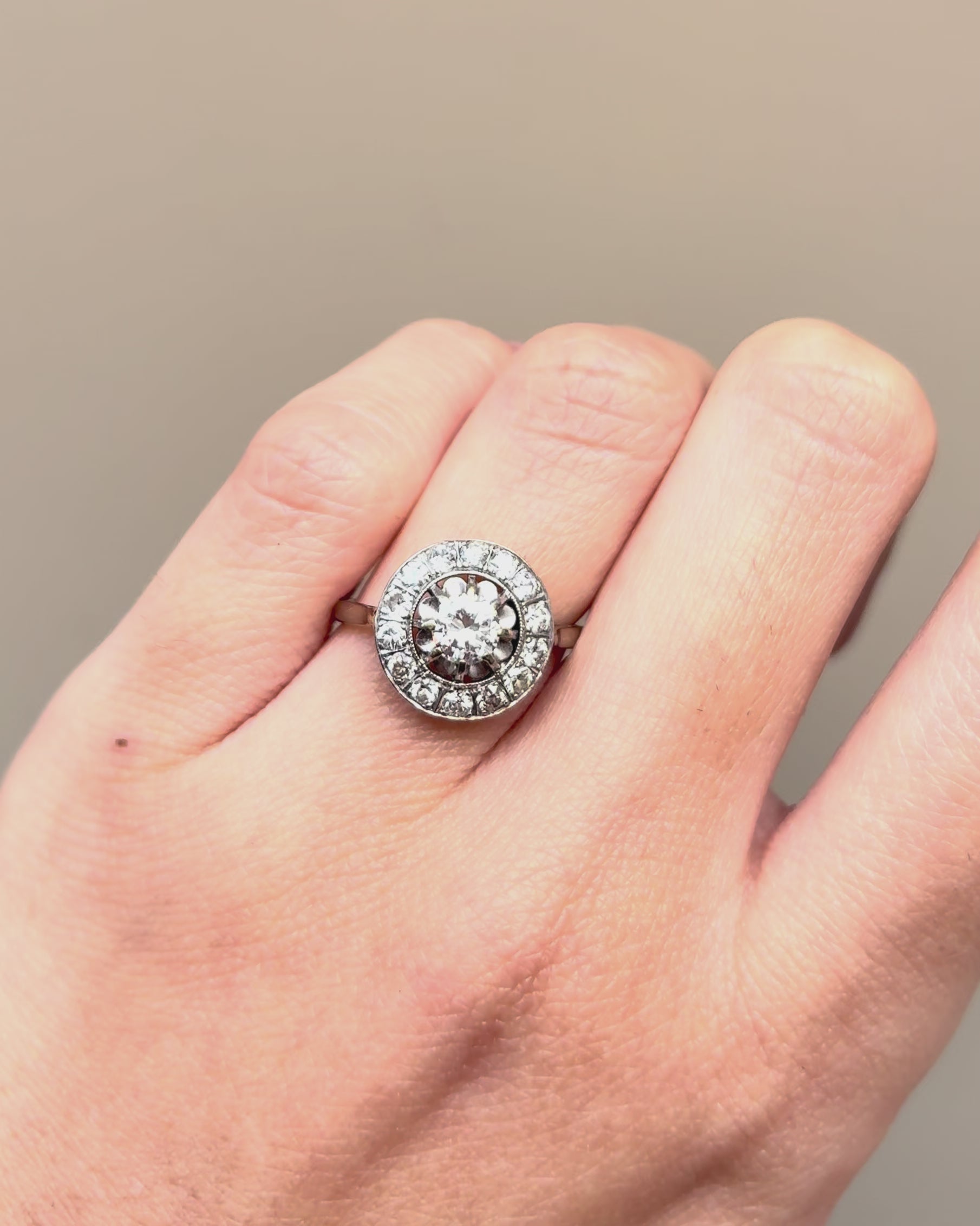 Art Deco Diamond Ring 0.93 carat &quot;Ella&quot;