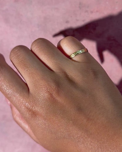 18-karat yellow gold wedding band, 2.9mm "Solange"