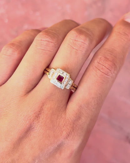 Anillo de estilo art déco con rubíes y diamantes «Malia»