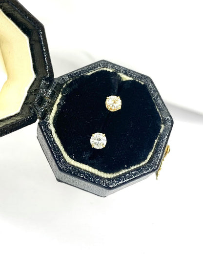 Puces Diamant 0.34 carat "Clarisse" - Elliade Paris