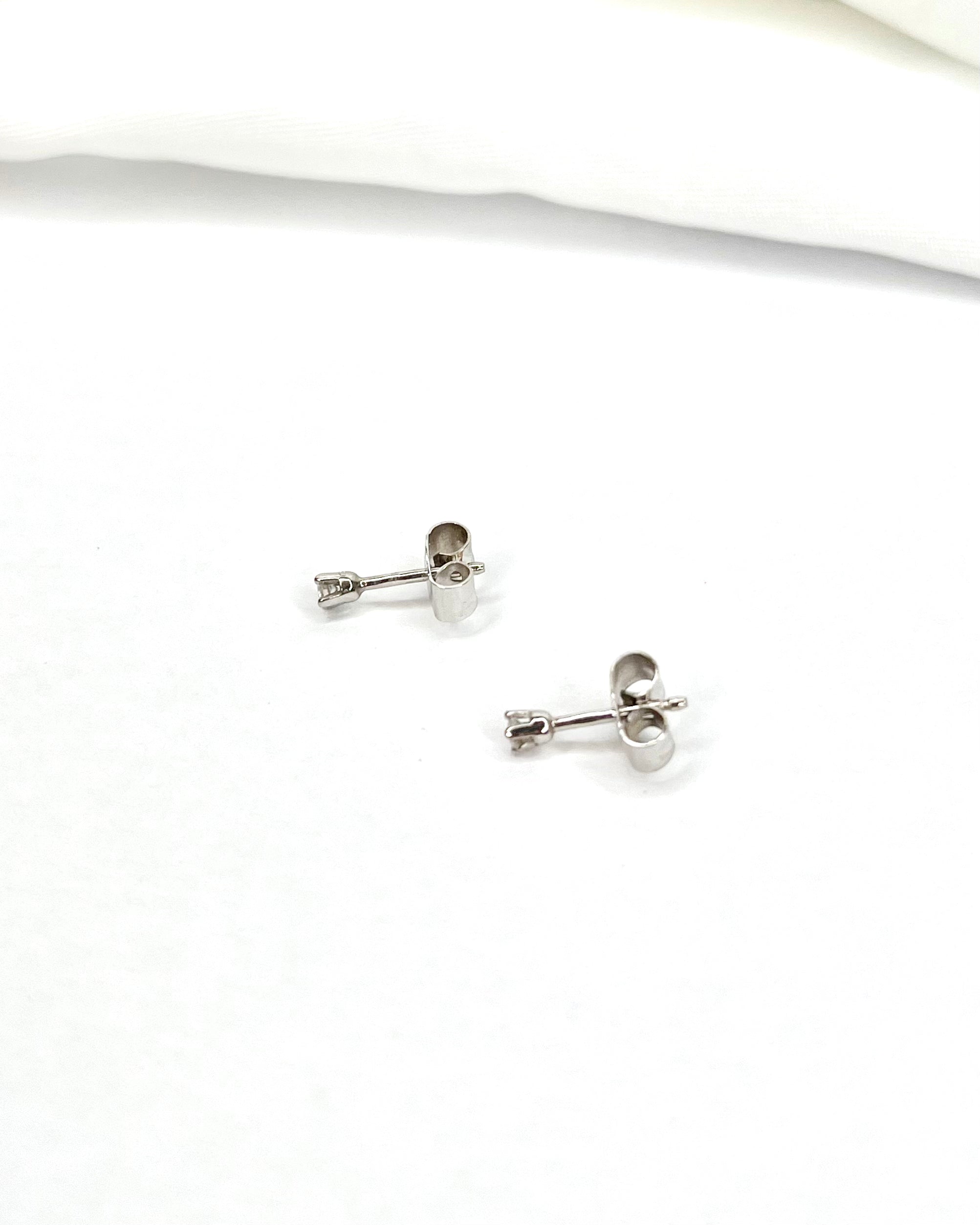 "Mathilde" Diamond Stud Earrings